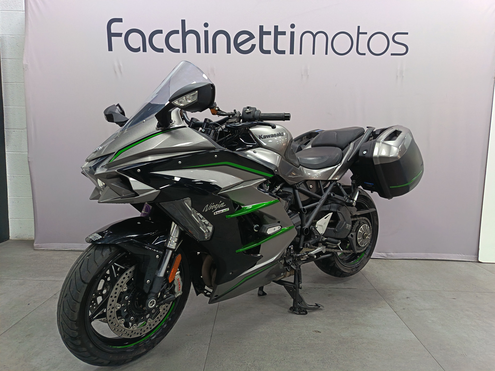 KAWASAKI Ninja H2 SX SE+ Performance Tourer-image-2