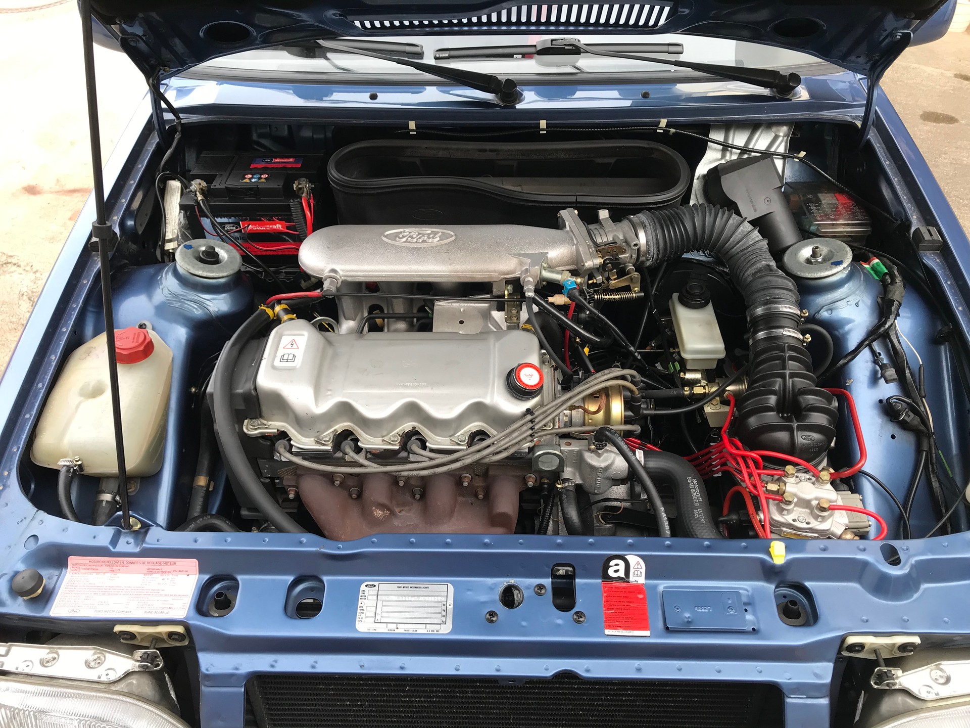 FORD Escort 1600 XR3i-image-4