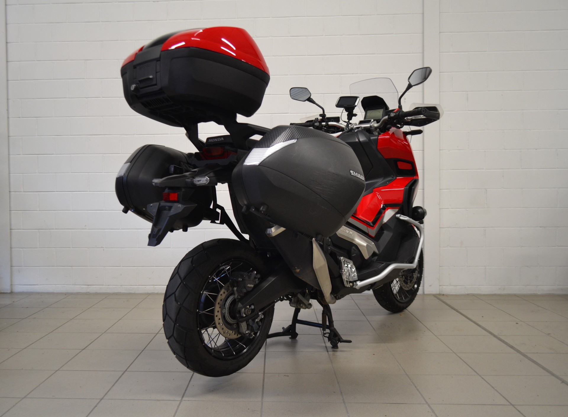 HONDA X-ADV 750 ABS-image-3
