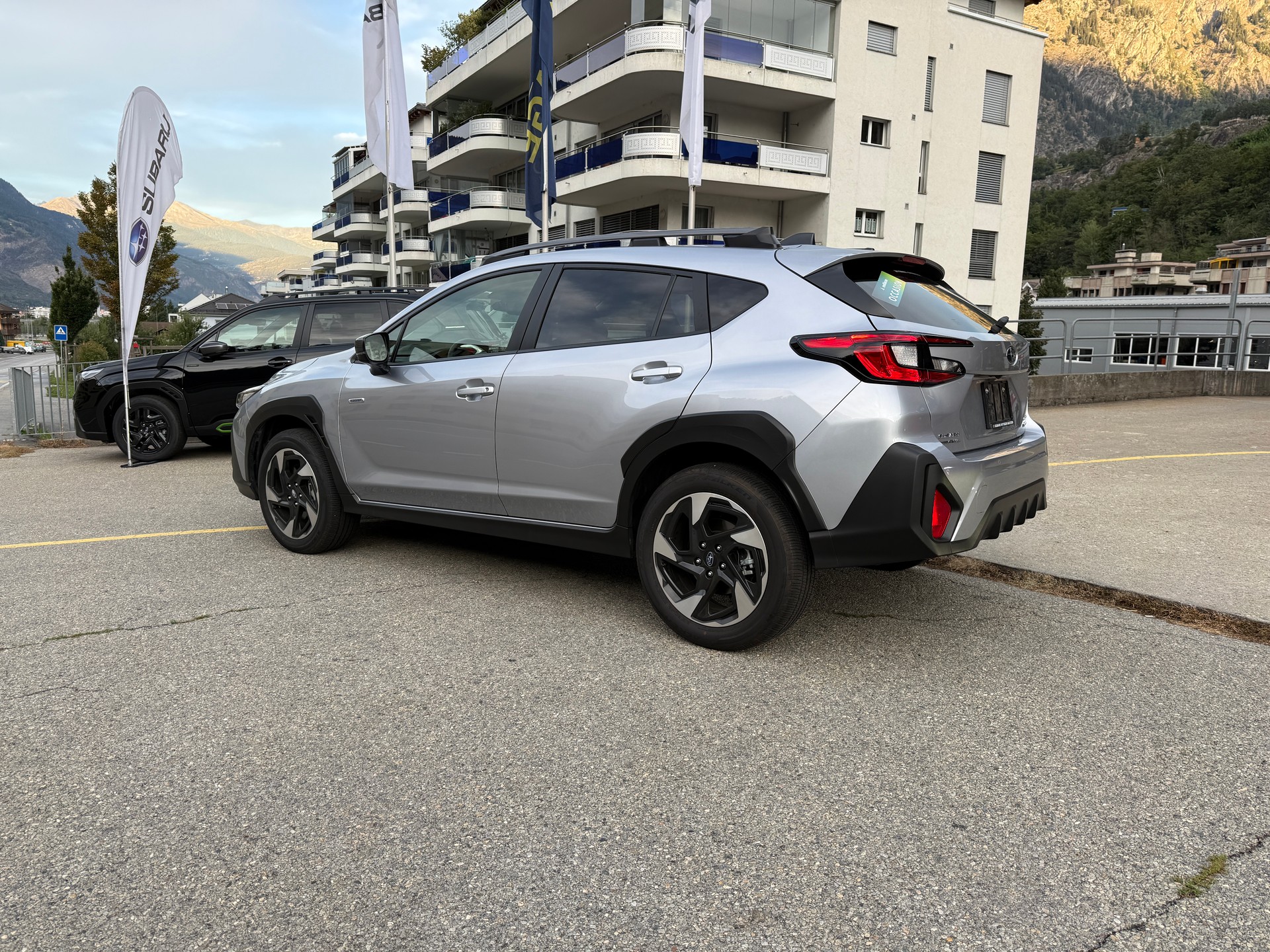 SUBARU Crosstrek 2.0i e-Boxer Swiss Plus-showroom-element-2