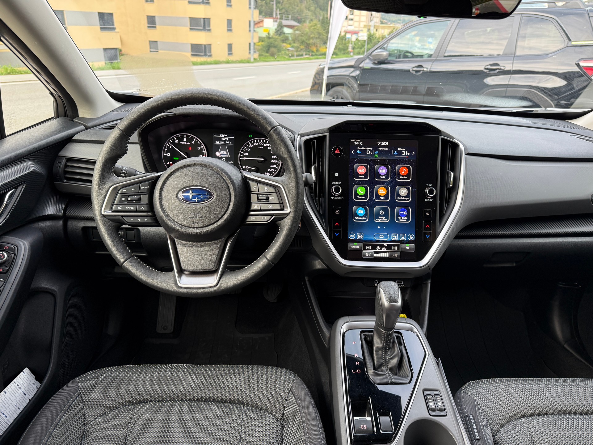 SUBARU Crosstrek 2.0i e-Boxer Swiss Plus-image-10