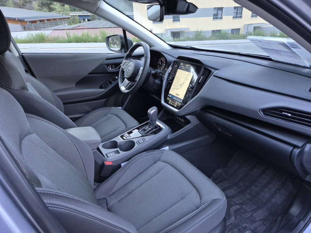 SUBARU Crosstrek 2.0i e-Boxer Swiss Plus-image-8