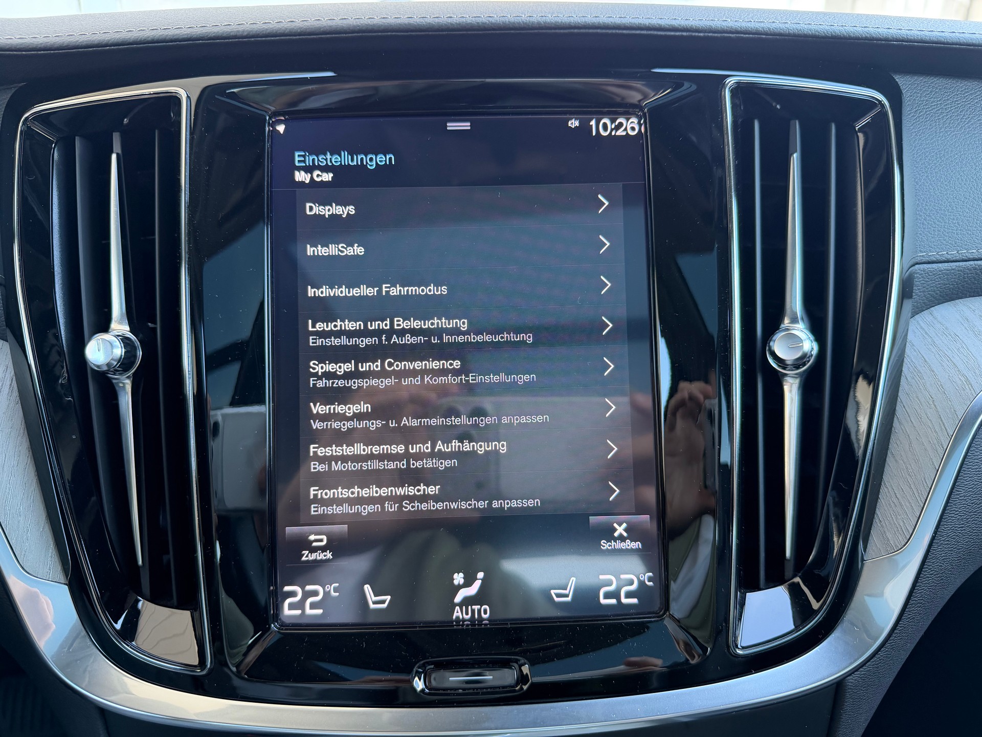 VOLVO V60 Cross Country B4 Diesel Mild Hybrid AWD Geartronic-image-17