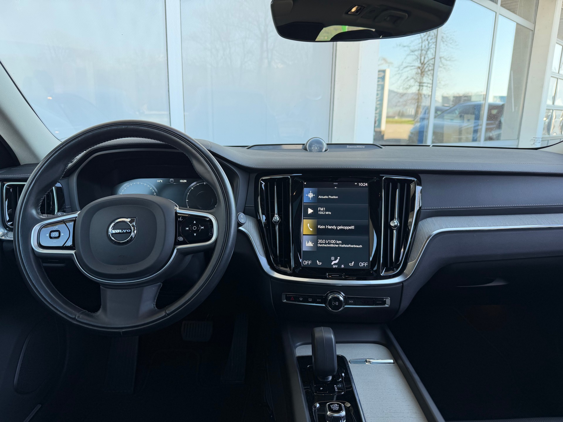 VOLVO V60 Cross Country B4 Diesel Mild Hybrid AWD Geartronic-image-8