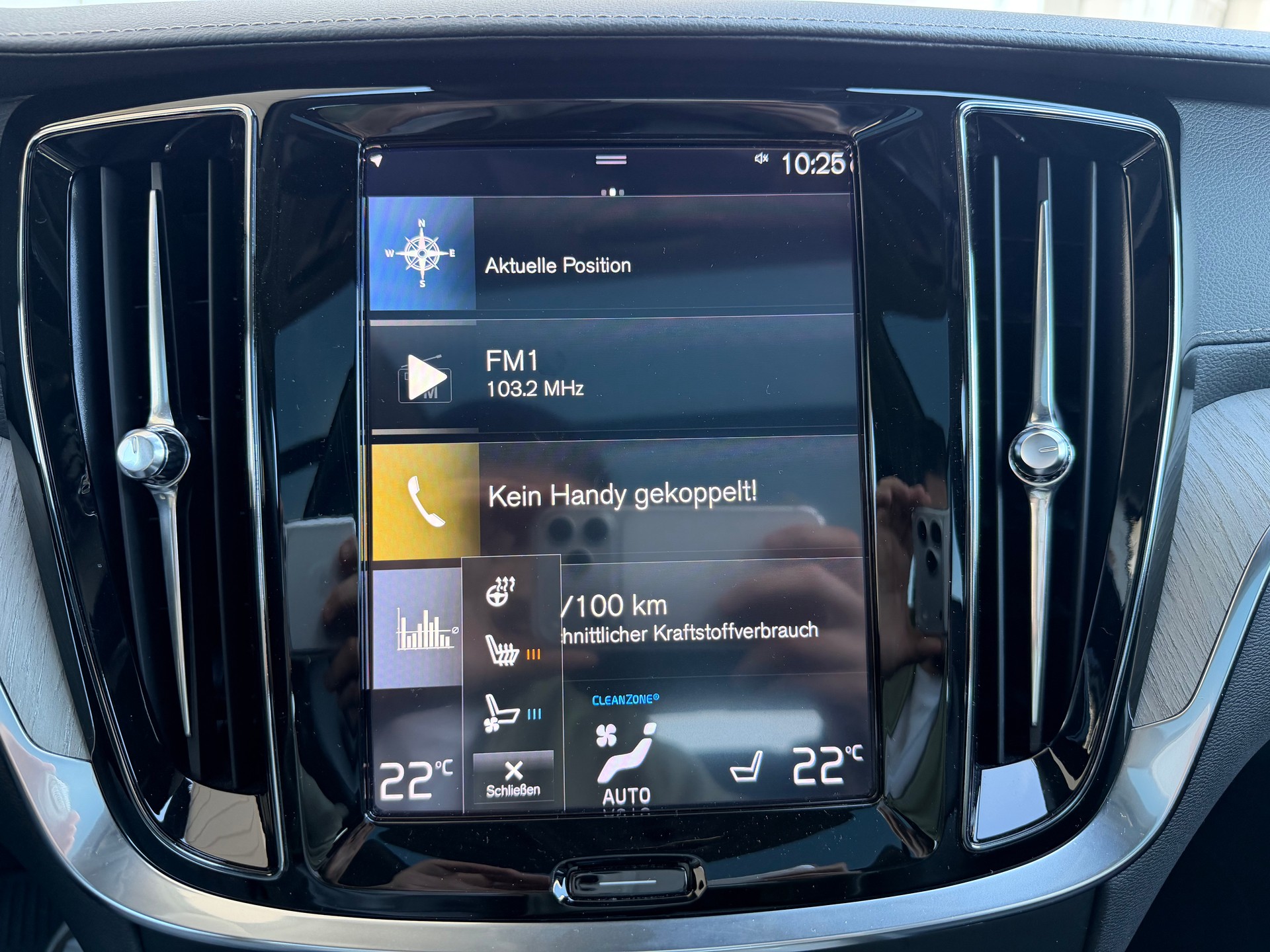 VOLVO V60 Cross Country B4 Diesel Mild Hybrid AWD Geartronic-image-12