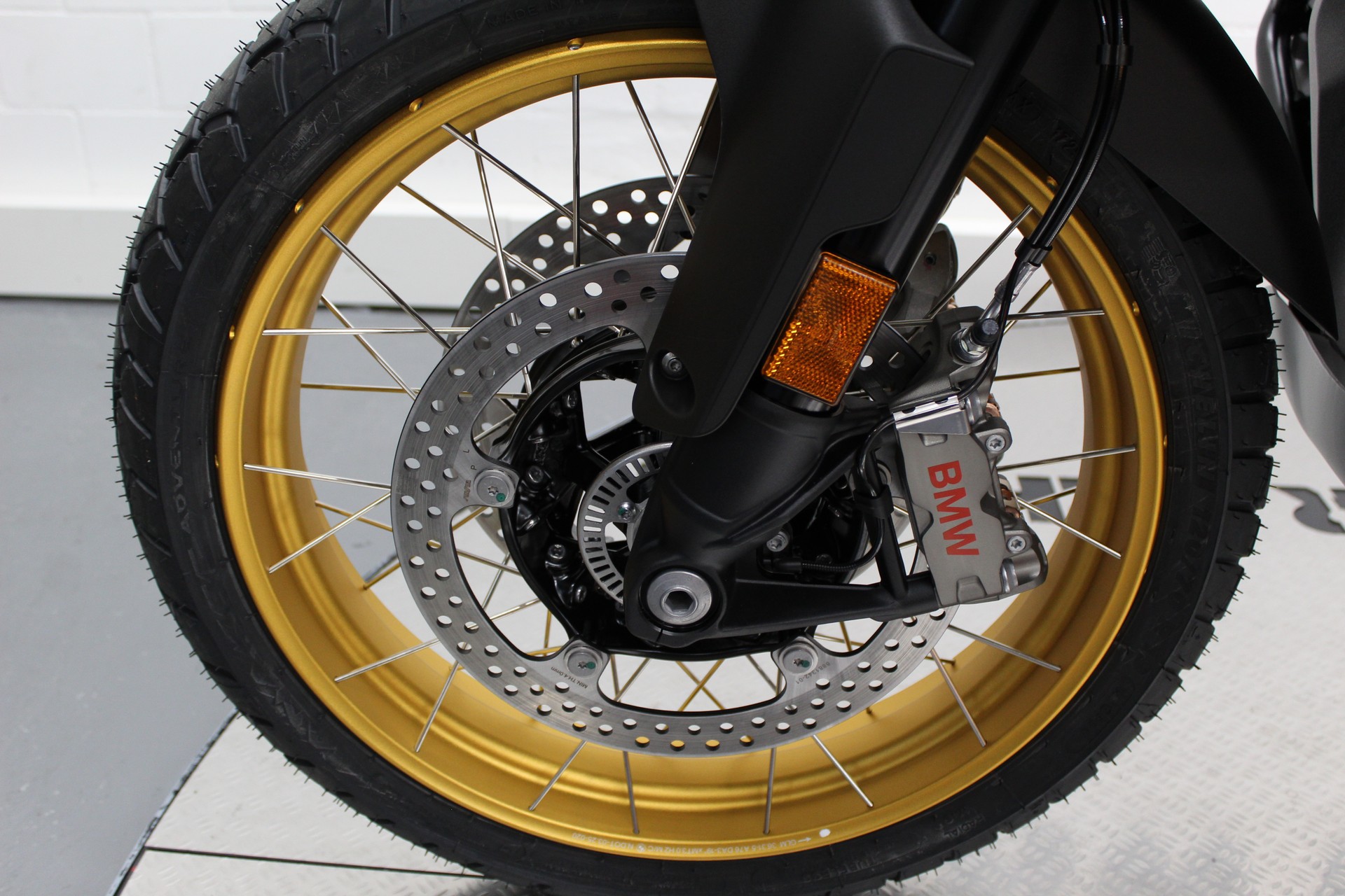 BMW R 1300 GS Adventure-image-5