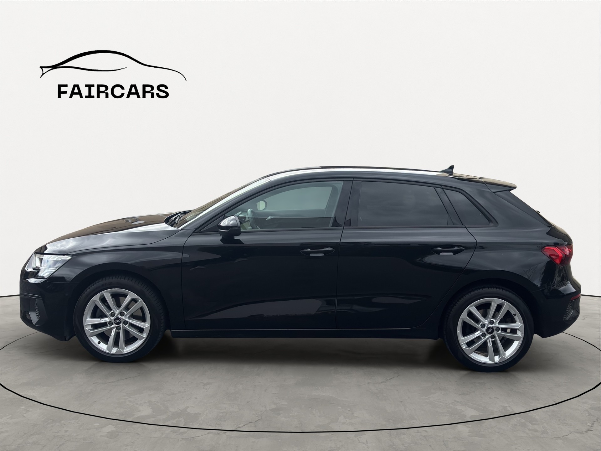 AUDI A3 Sportback 35 TFSI Attraction S-tronic-showroom-element-2