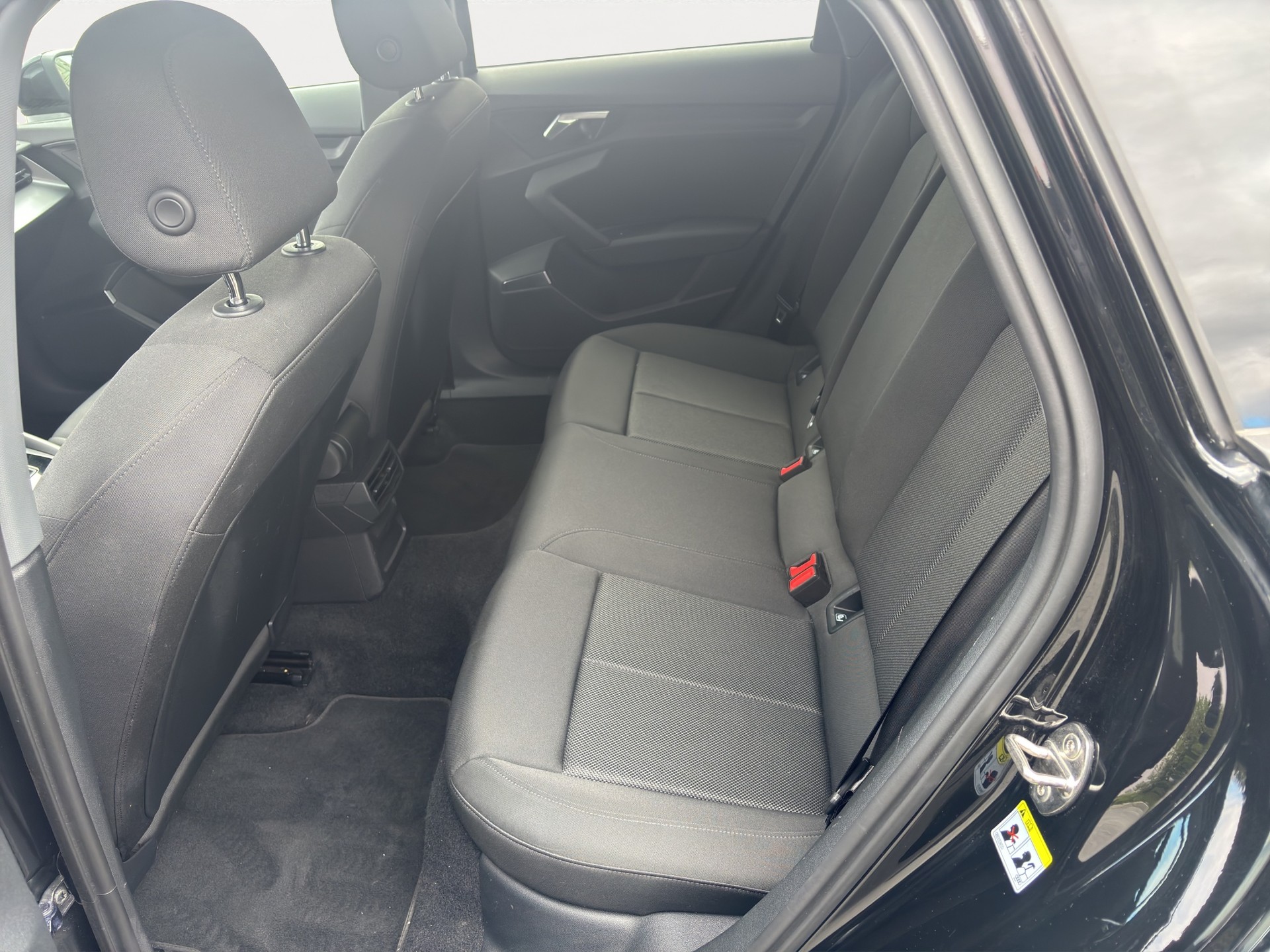 AUDI A3 Sportback 35 TFSI Attraction S-tronic-image-12