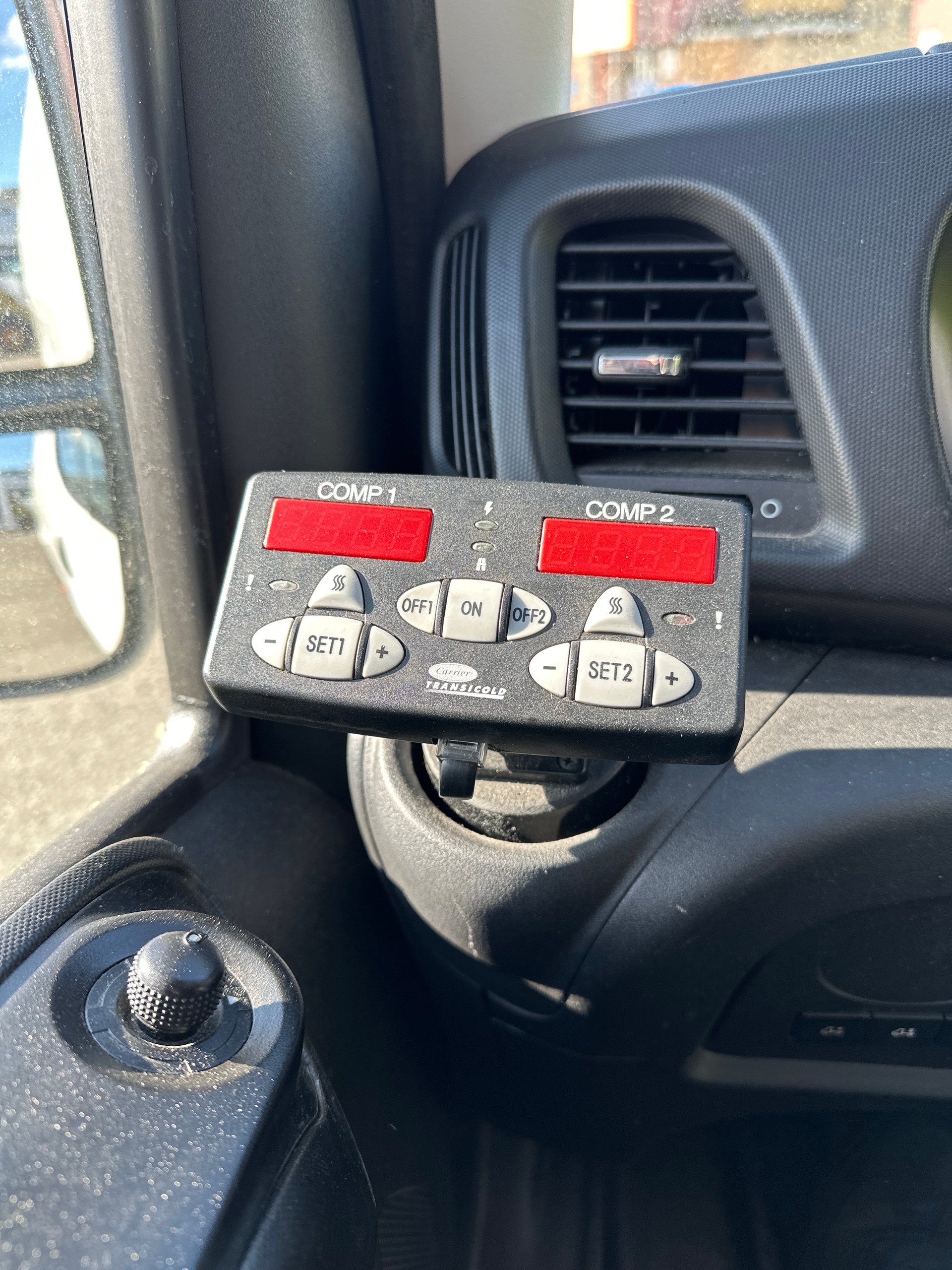 IVECO Kūhl wagen-image-12