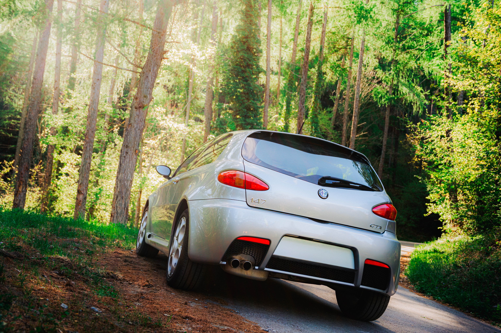 ALFA ROMEO 147 3.2 GTA-image-2