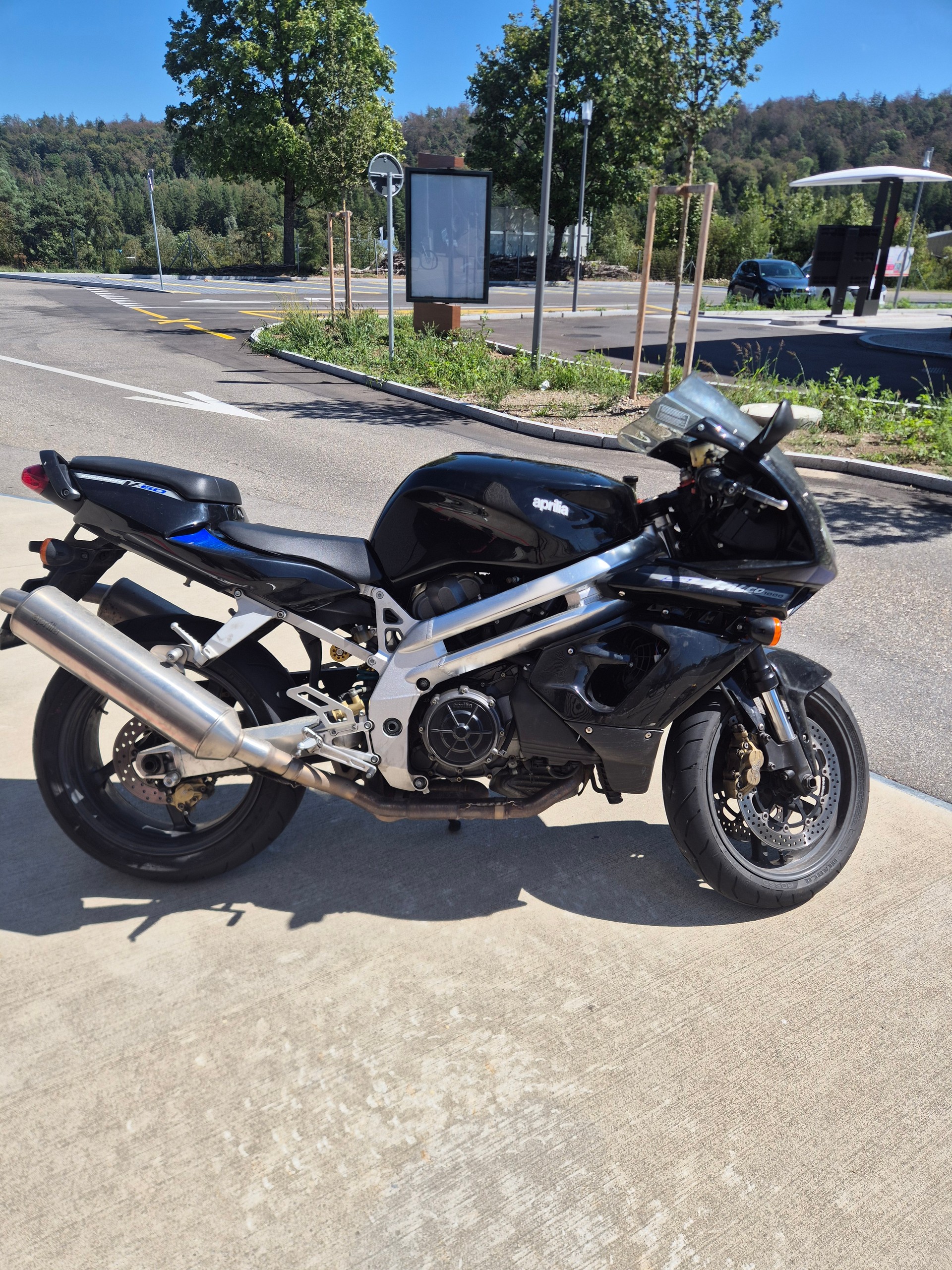 APRILIA SL 1000 Falco I.E.-image-0