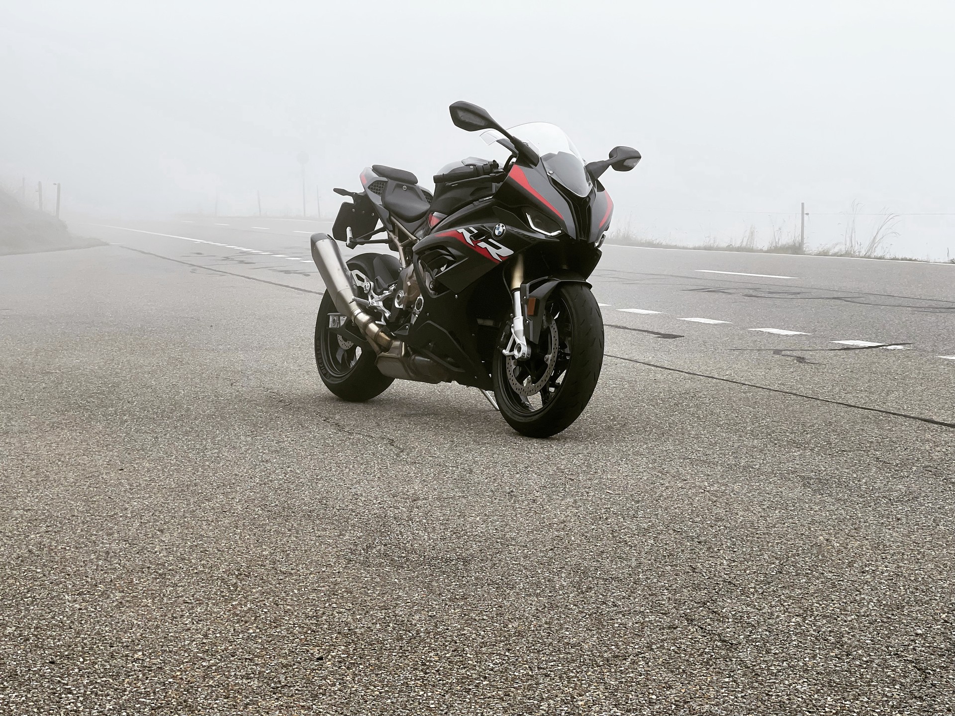 BMW S 1000 RR-image-0