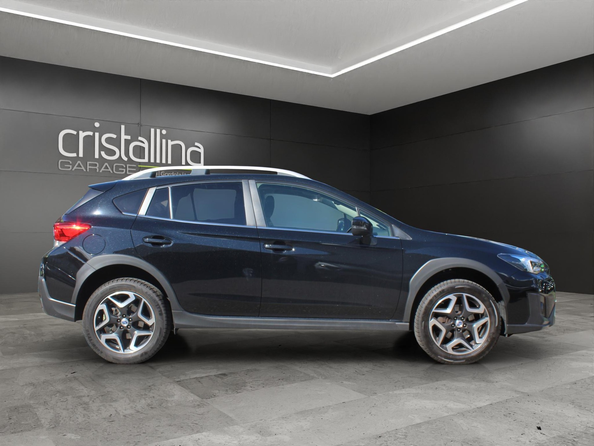 SUBARU XV 2.0i Luxury-image-4