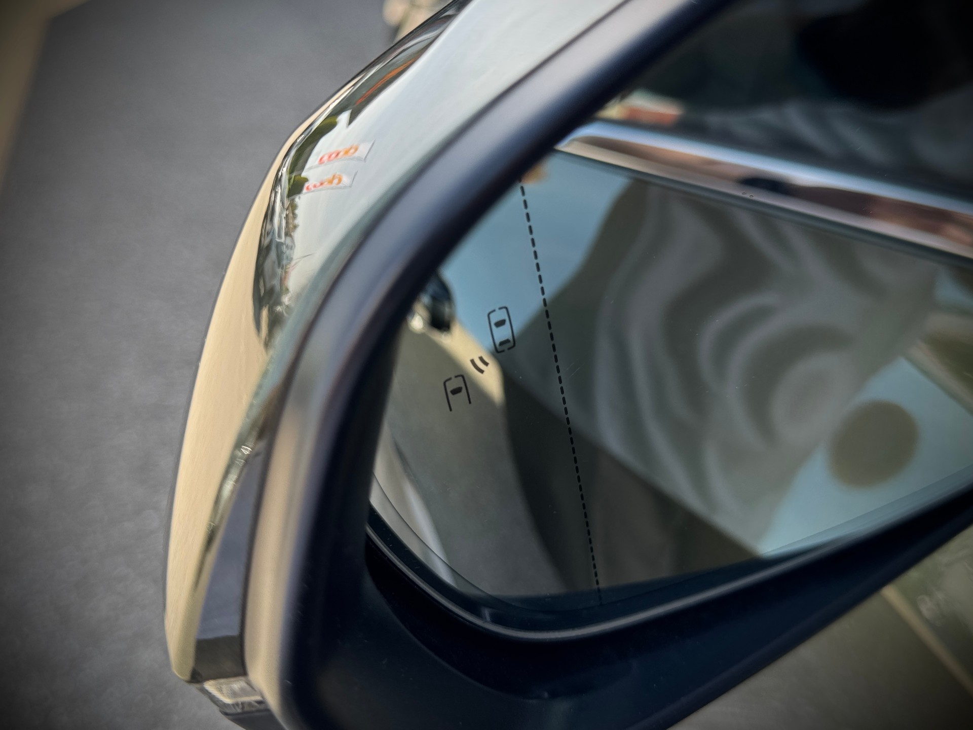 LEXUS NX 450h+ E-FOUR Comfort-image-5