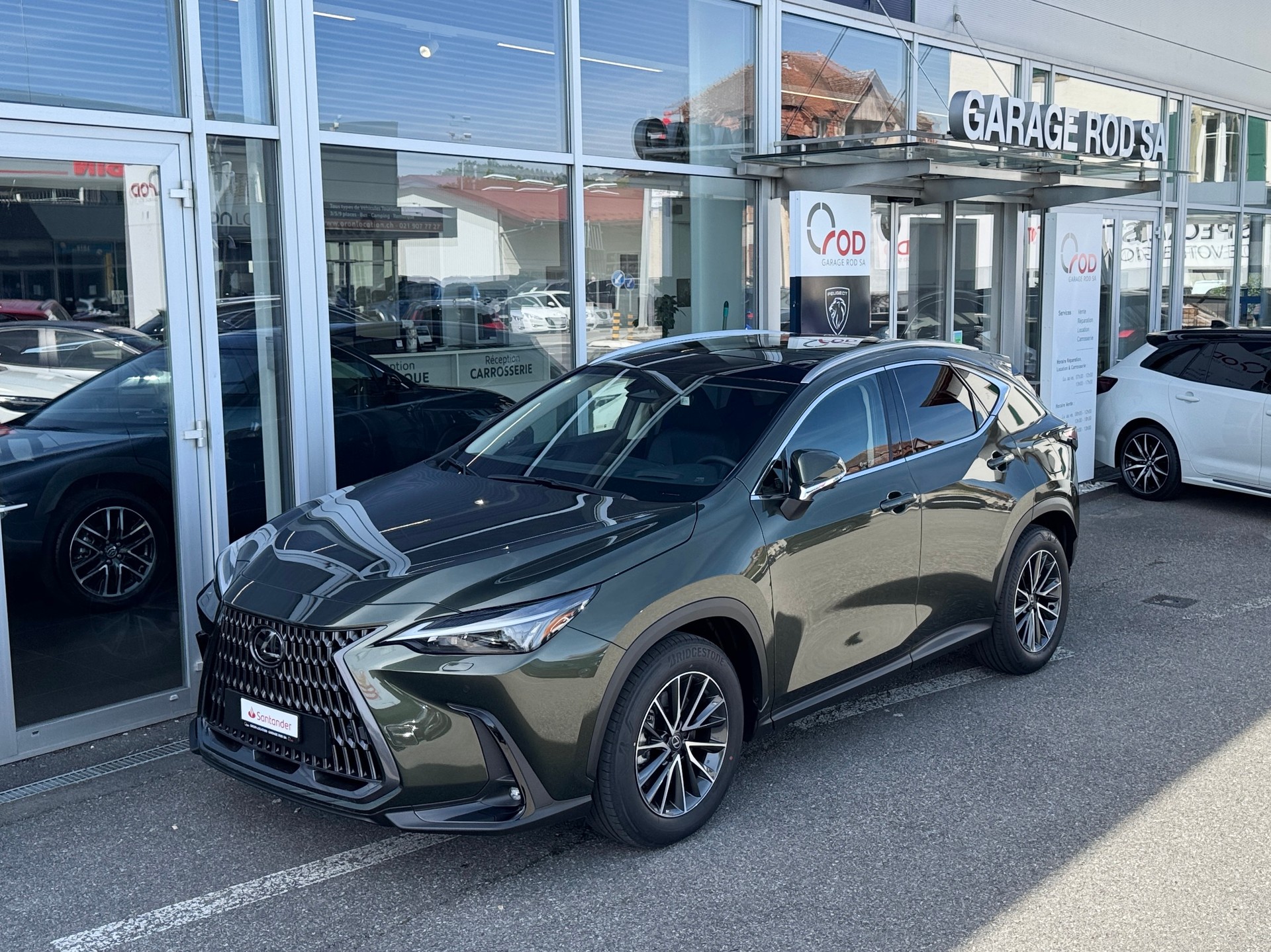 LEXUS NX 450h+ E-FOUR Comfort