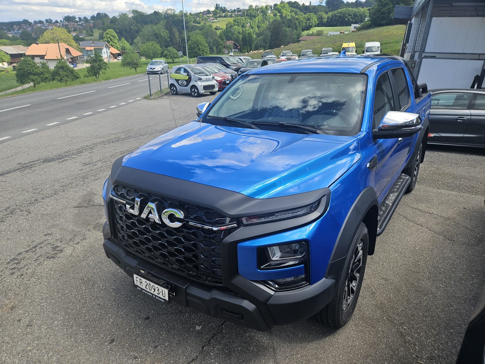 JAC T9EV 88kWh Advance 4x4-image-1