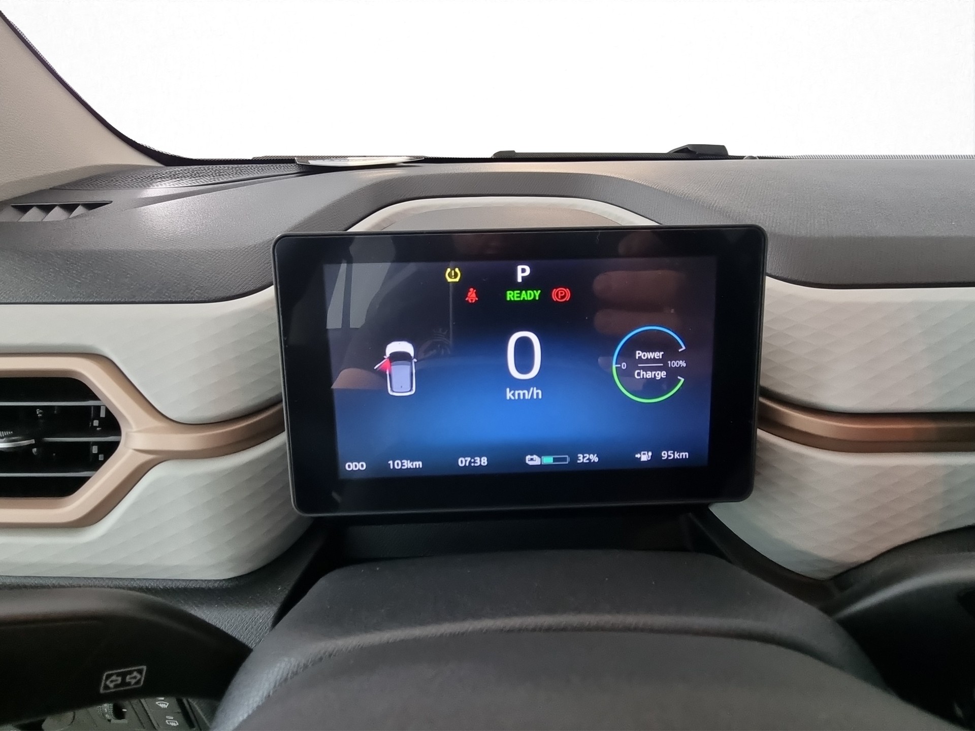 JAC e-JS1 Elektro 31kWh 330km Reichweite-image-10