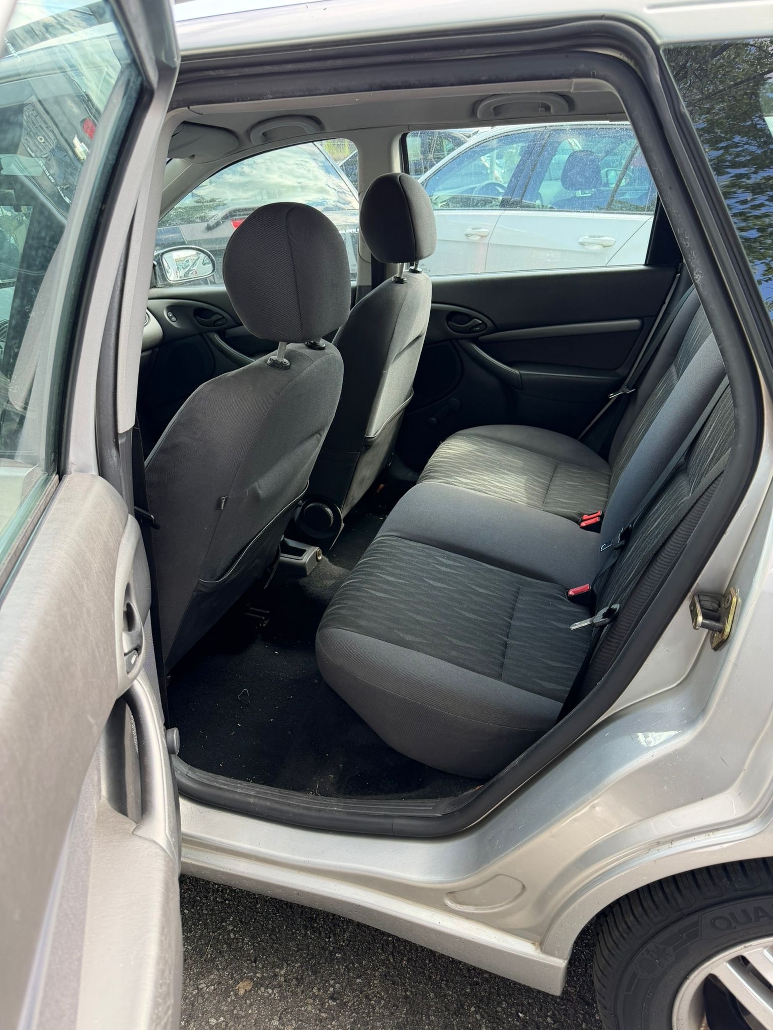 FORD Focus 1.6i 16V Carving-image-7