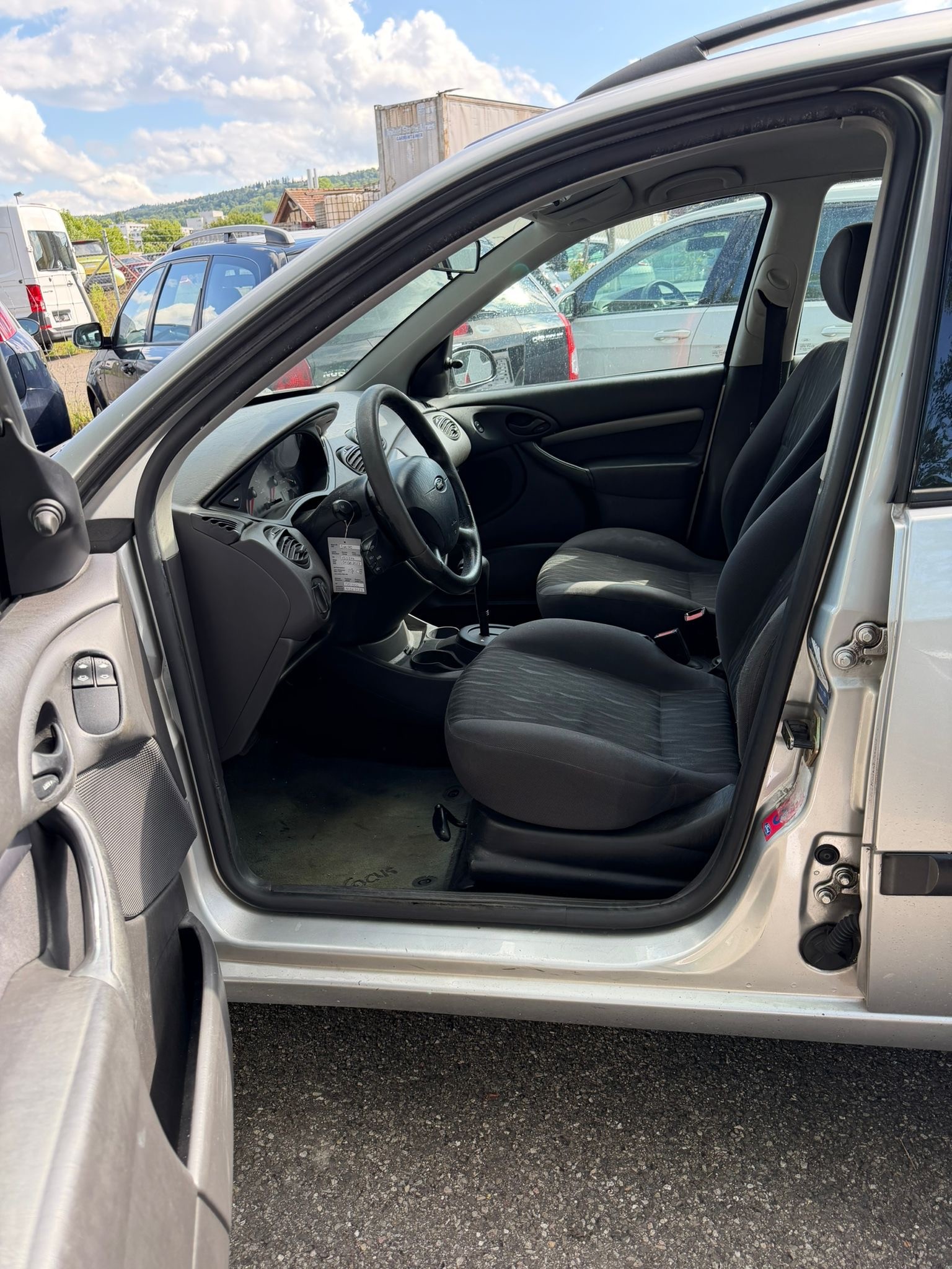 FORD Focus 1.6i 16V Carving-image-6