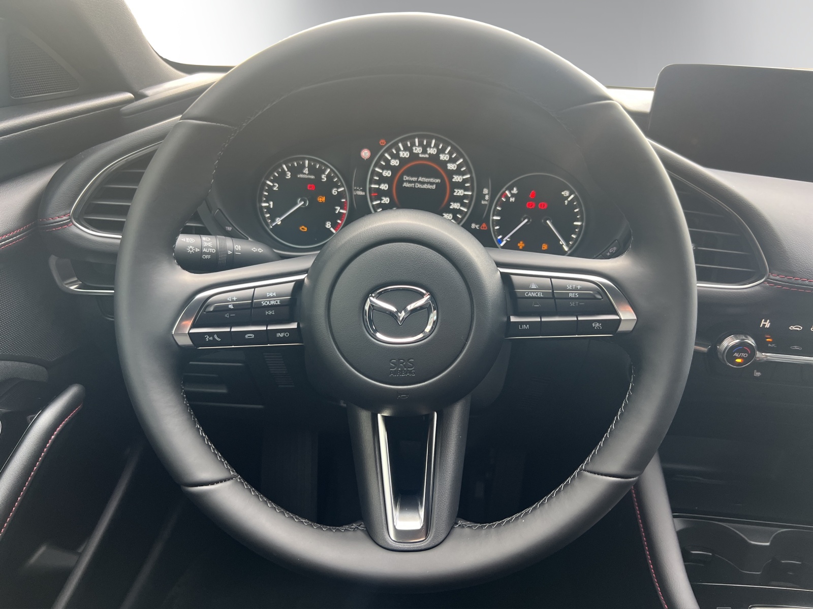 MAZDA 3 Hatchback SKYACTIV-X M Hybrid 186 Homura Automat-image-11