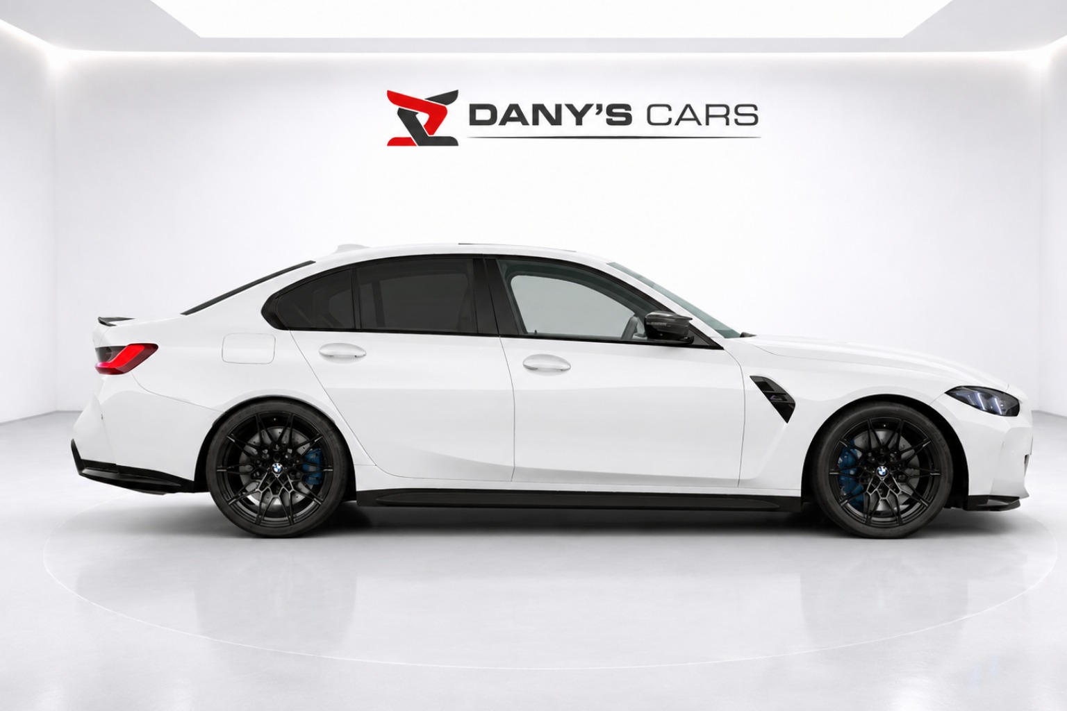 BMW M3 Competition LCI2 M-Steptronic-showroom-element-3