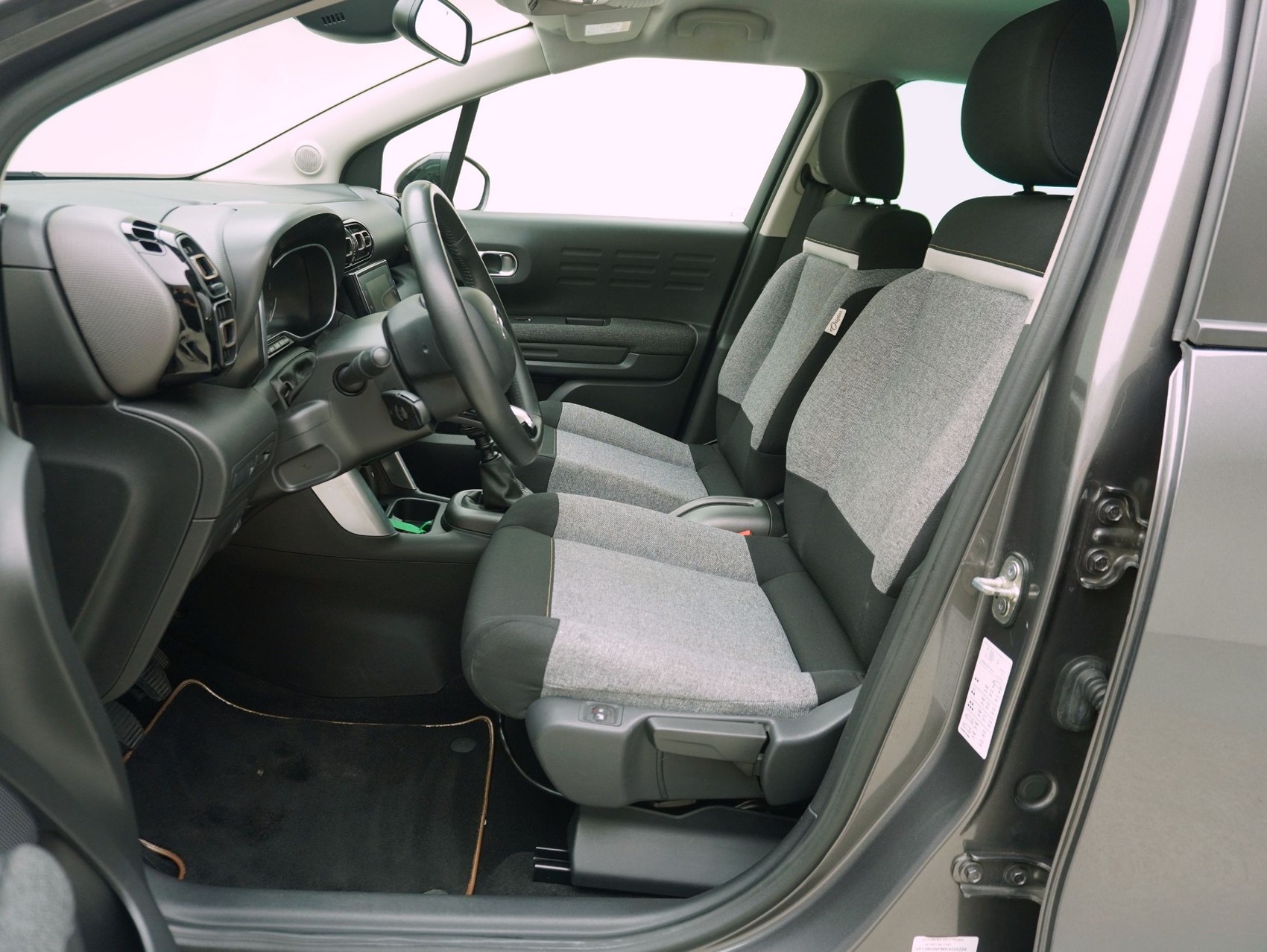 CITROEN C3 Aircross 1.2 PureTech Origins-image-8