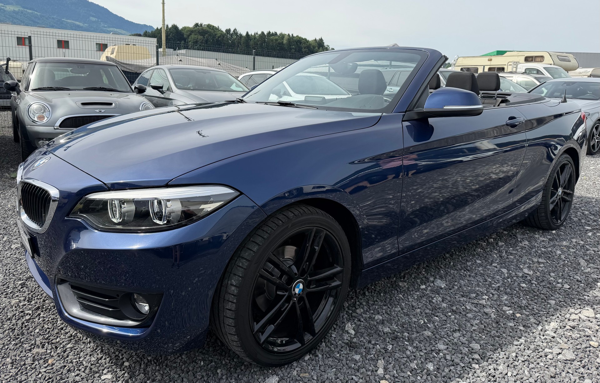BMW 218i Steptronic-image-6