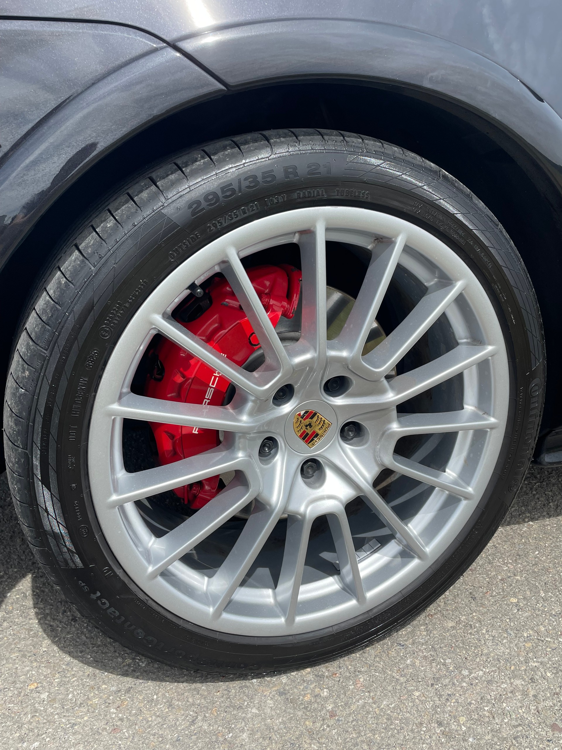 PORSCHE Cayenne Turbo-image-8