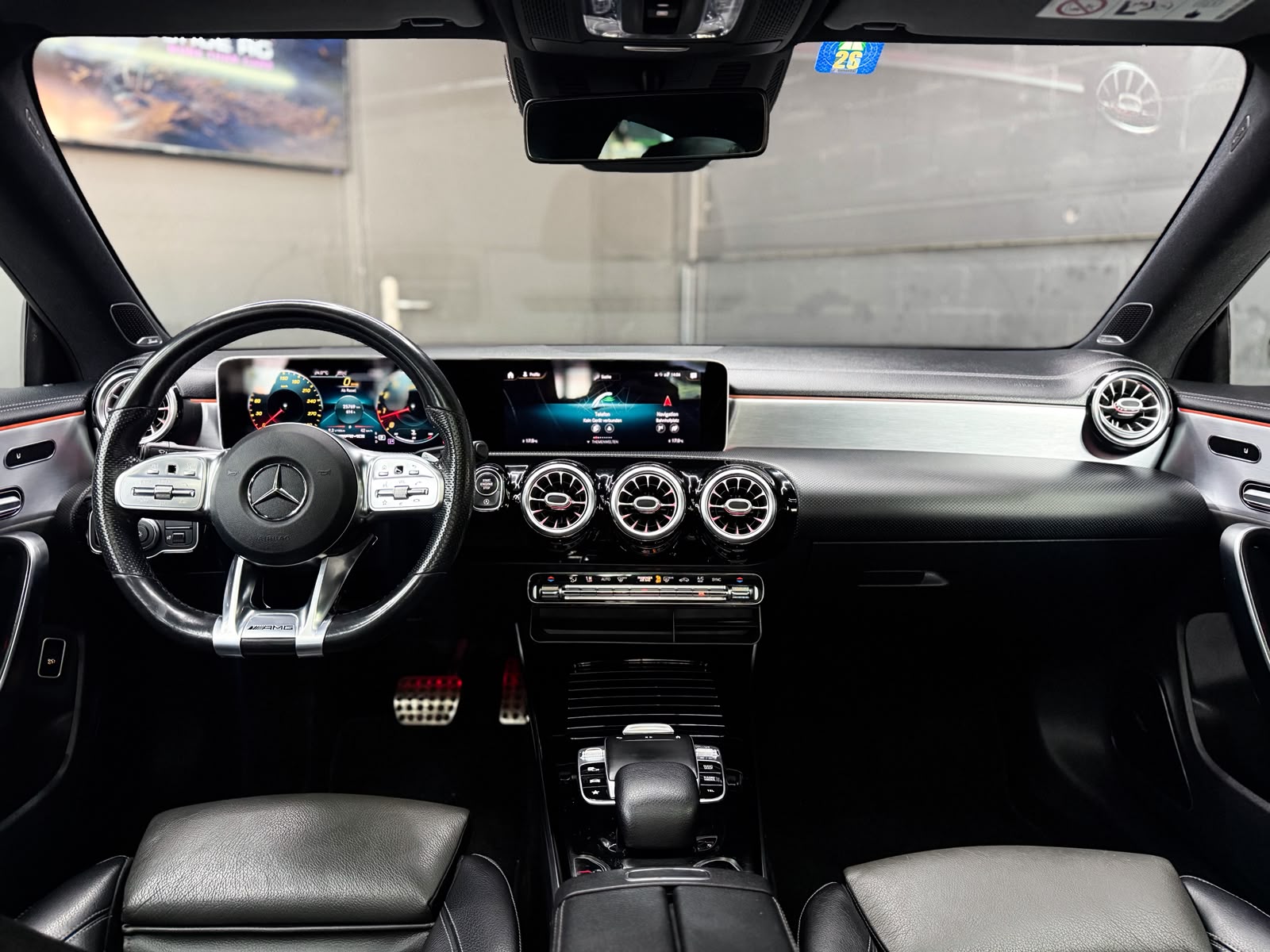 MERCEDES-BENZ CLA 250 4Matic AMG Line 7G-DCT-image-10