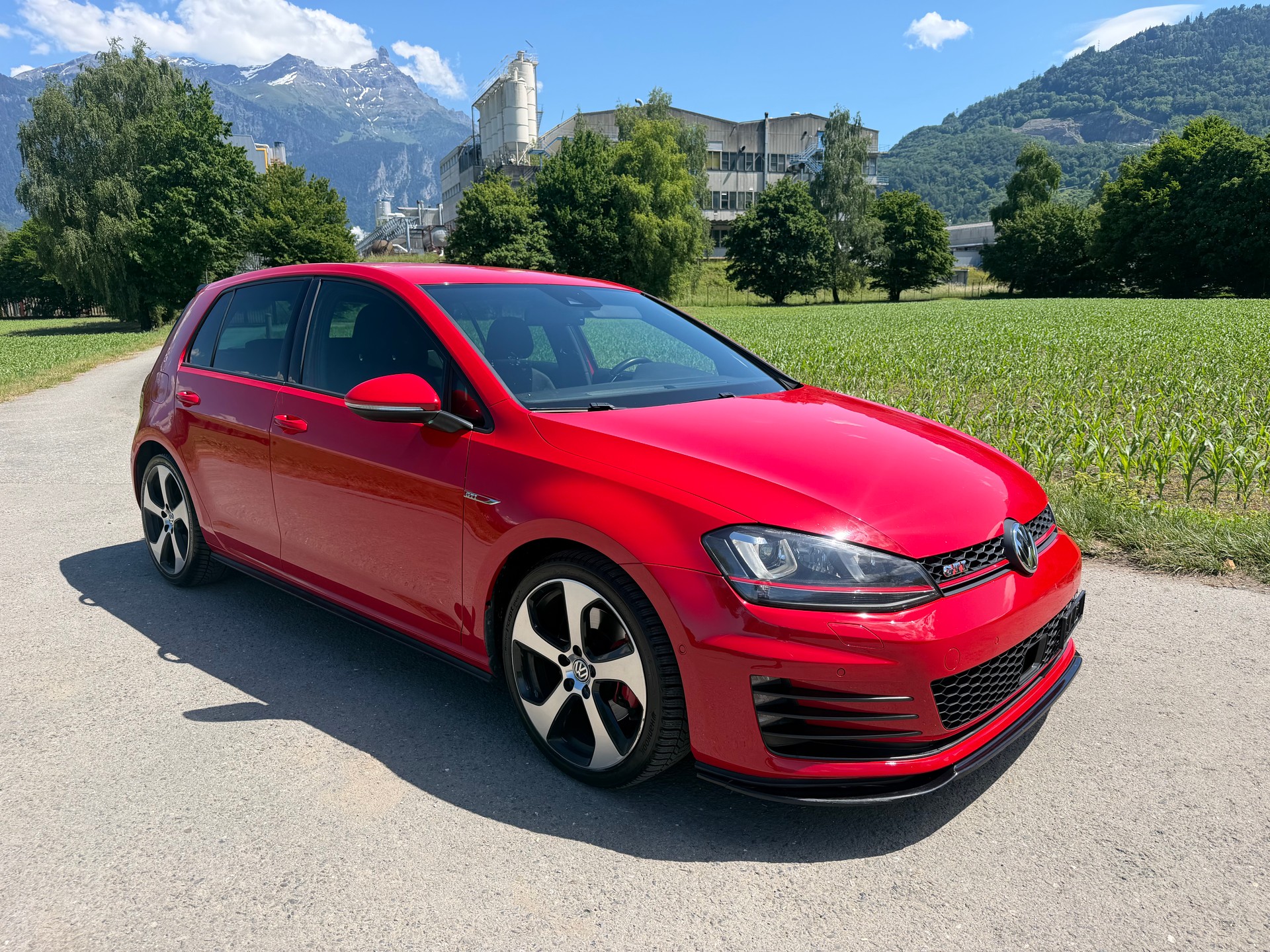 VW 2.0 GTI 220 PS
