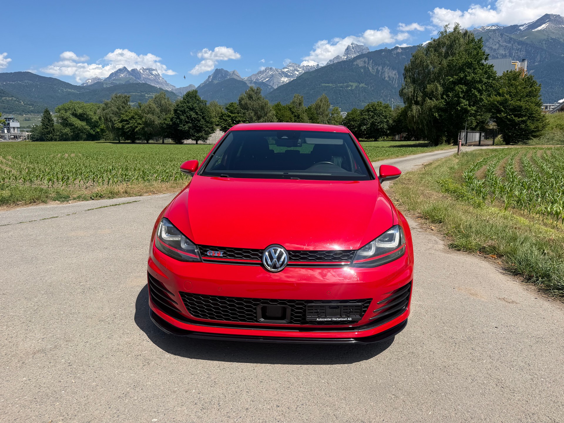 VW 2.0 GTI 220 PS-image-1