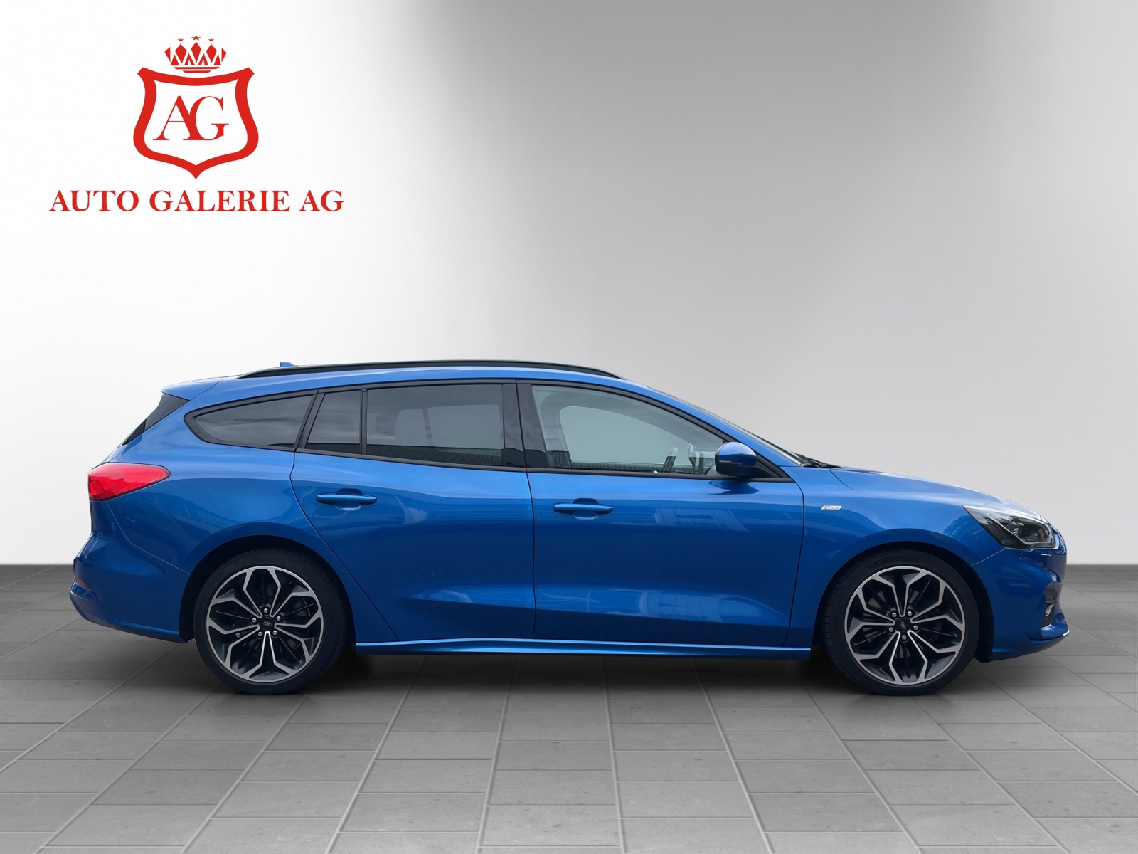FORD Focus 2.0 TDCi ST Line Automatic-showroom-element-3