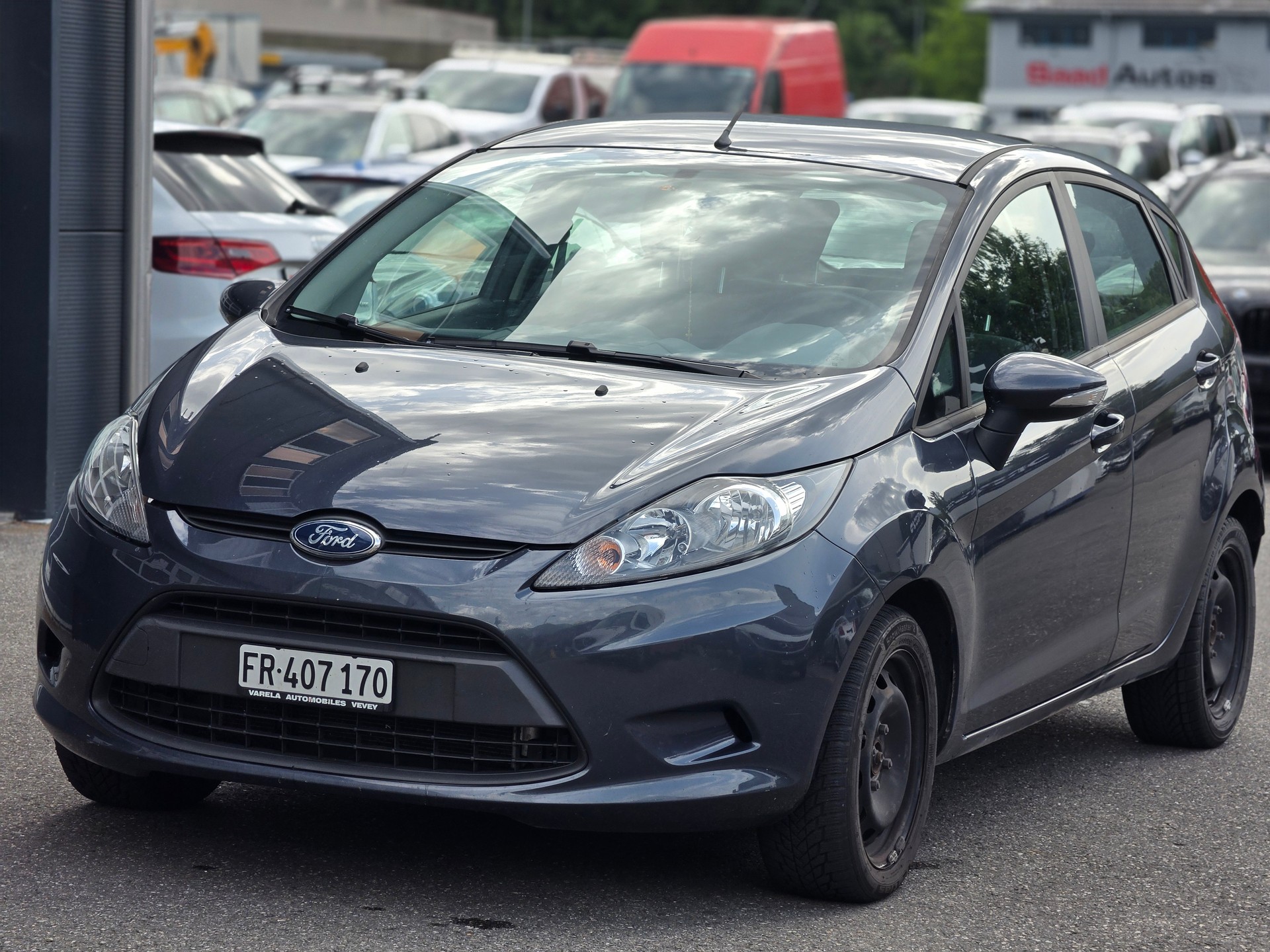 FORD Fiesta 1.4 16V Titanium Automatic-showroom-element-2