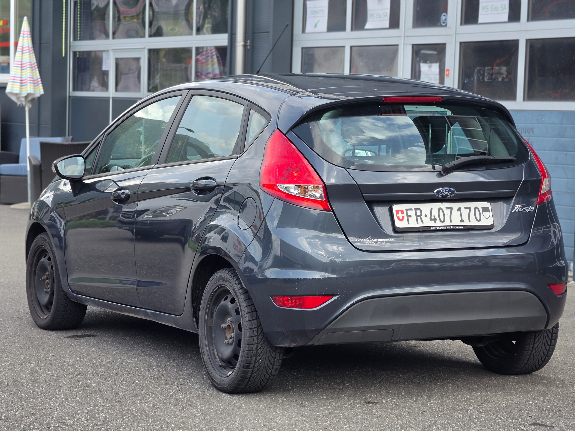 FORD Fiesta 1.4 16V Titanium Automatic-image-5