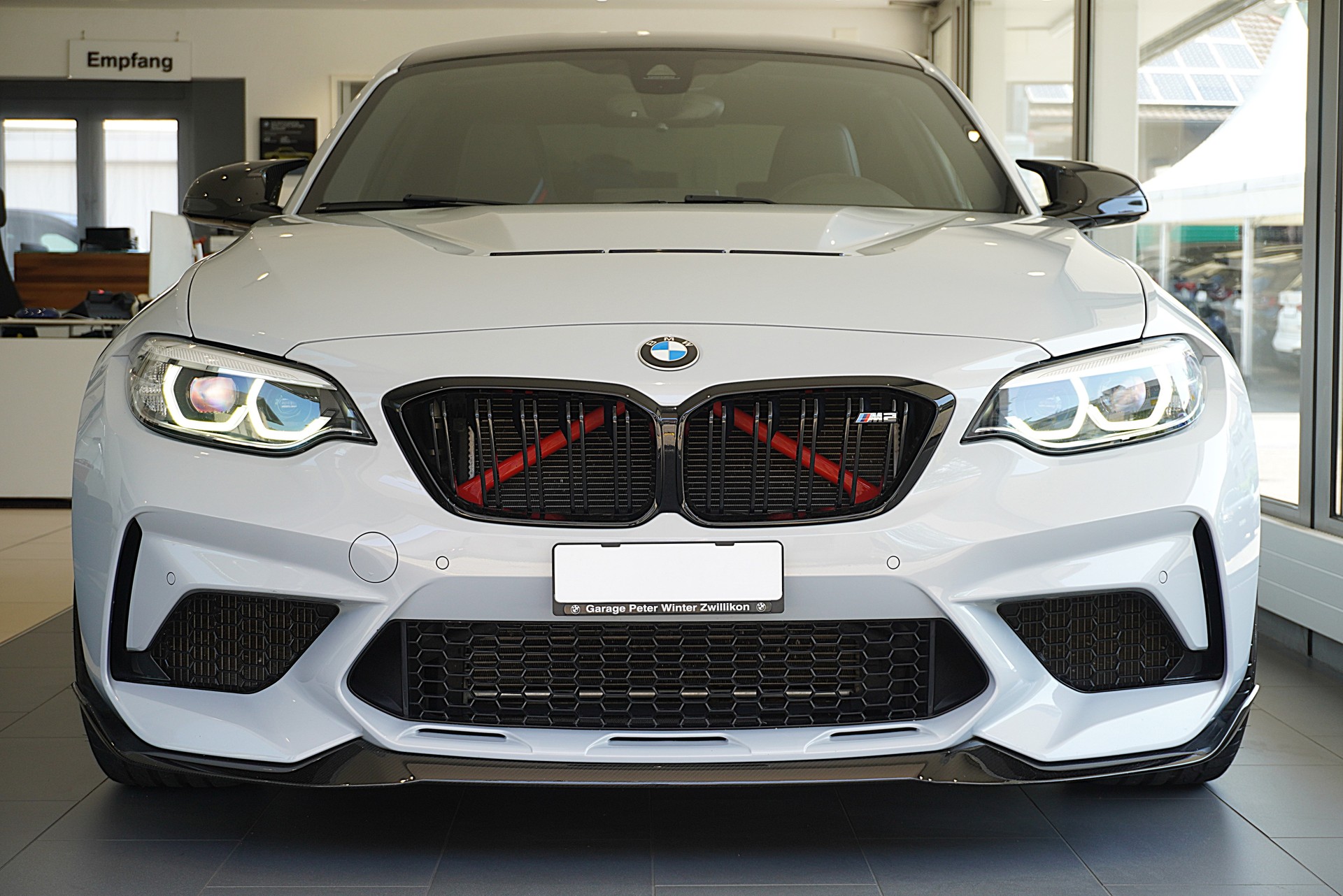 BMW M2 CS-showroom-element-1