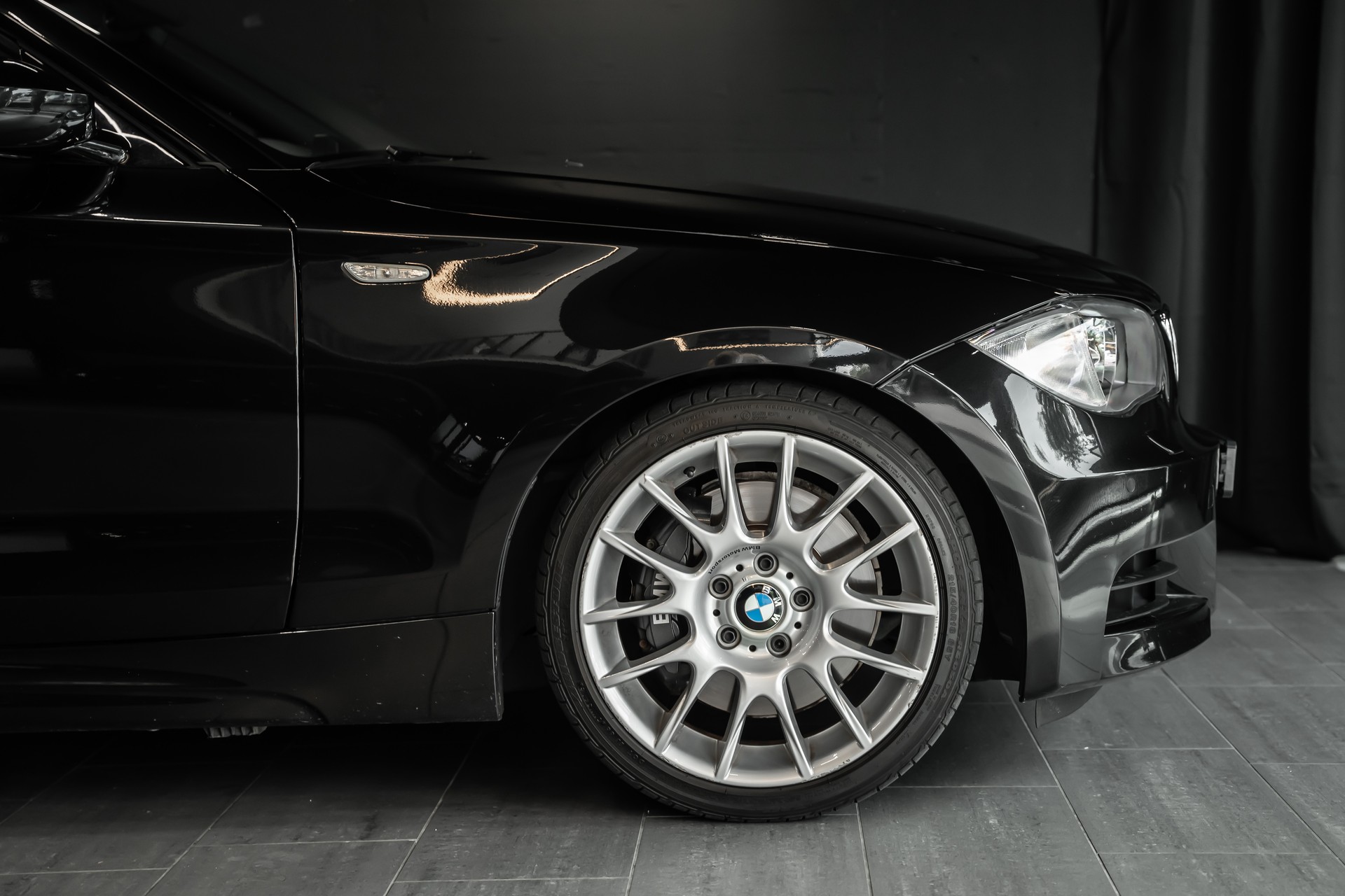 BMW 135i Cabrio Steptronic / Tempomat / Sitzheizung / M-Paket-image-4