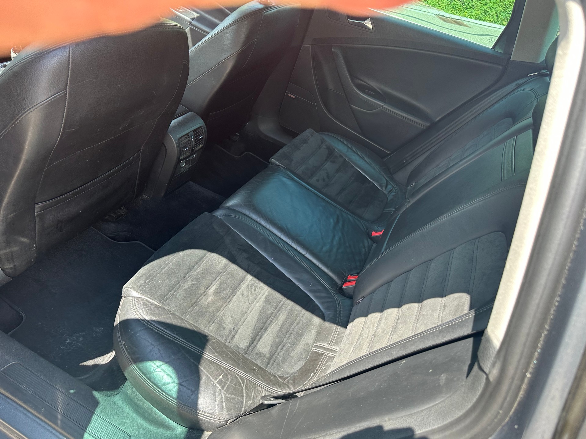 VW Passat Variant 2.0 TDI Highline 4Motion-image-9