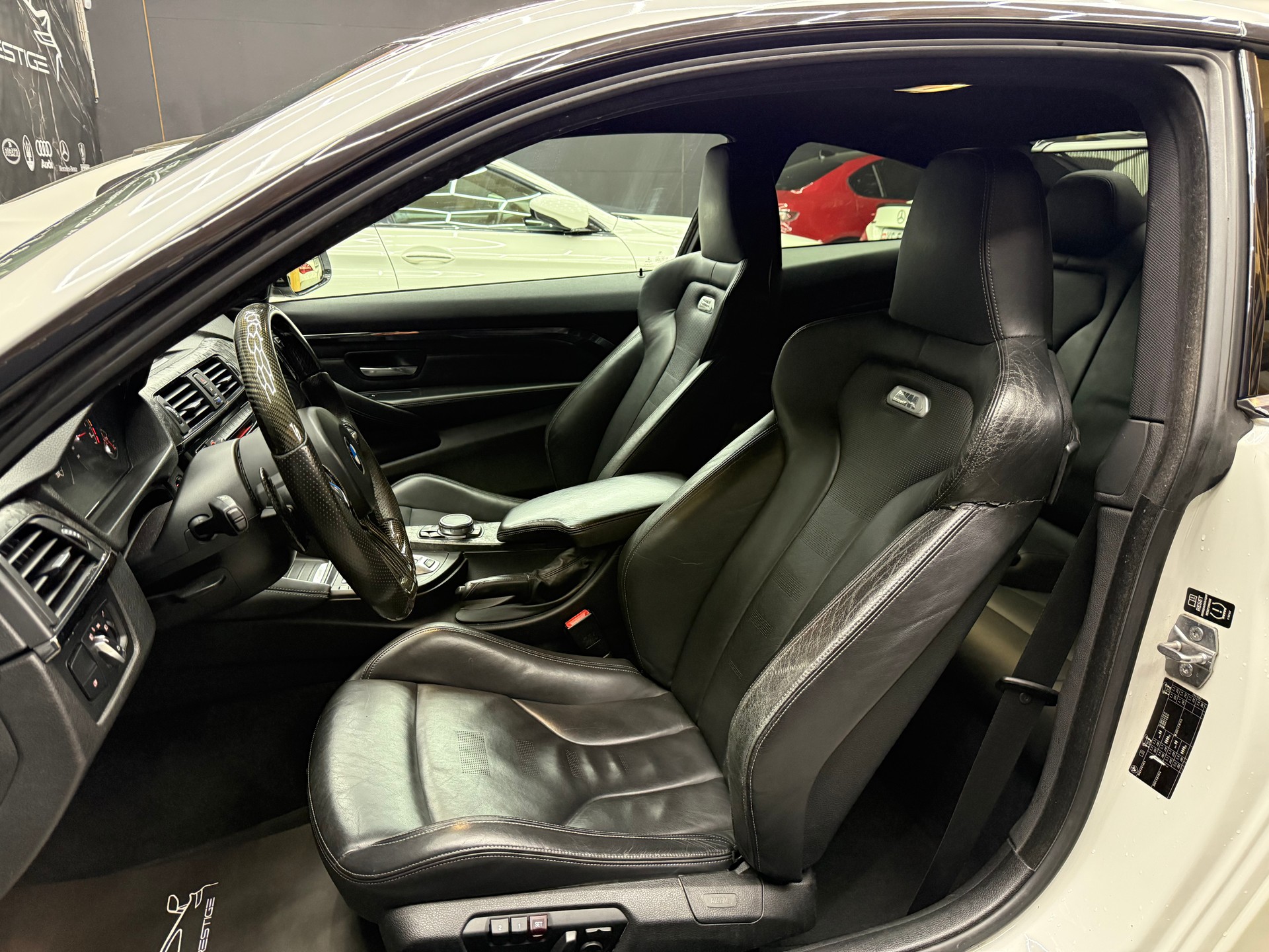 BMW M4 Coupé DKG-image-7