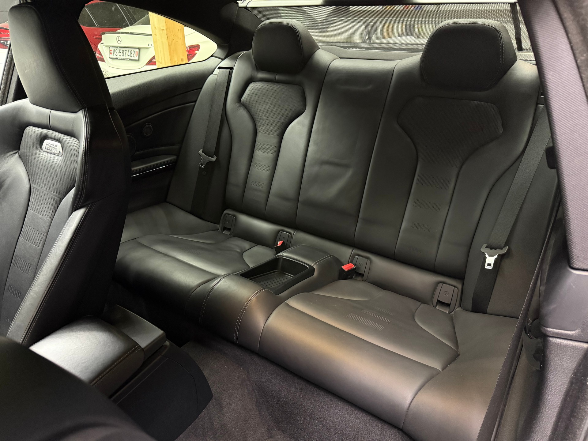 BMW M4 Coupé DKG-image-8
