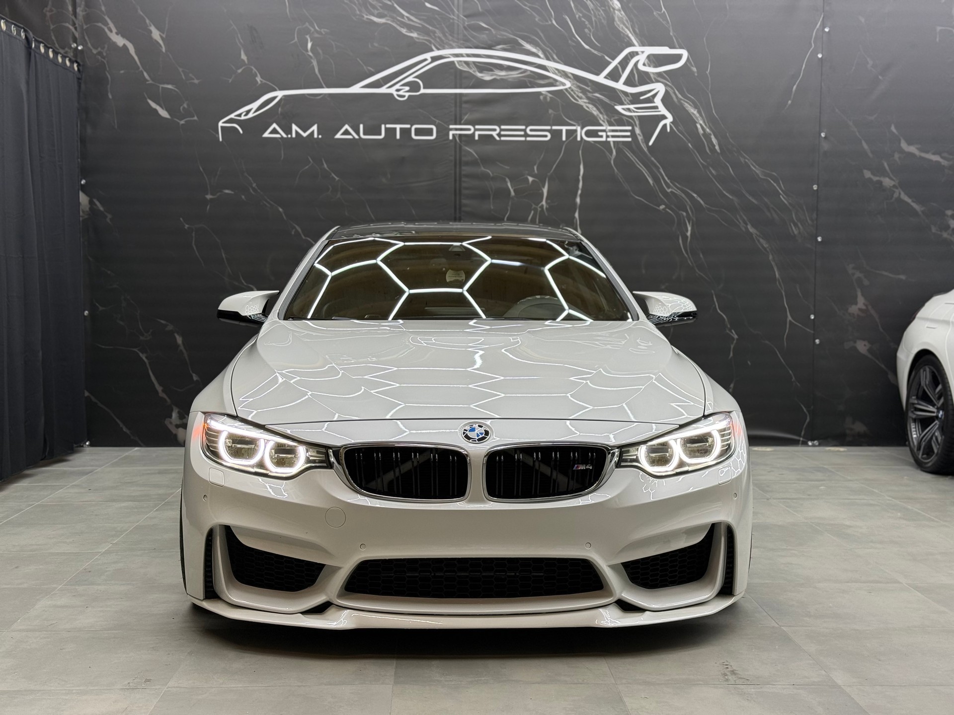BMW M4 Coupé DKG