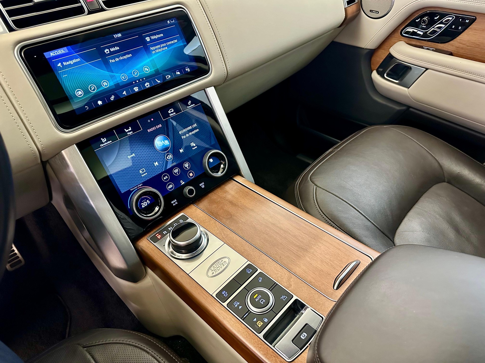LAND ROVER Range Rover 3.0 I6D Autobiography-image-7