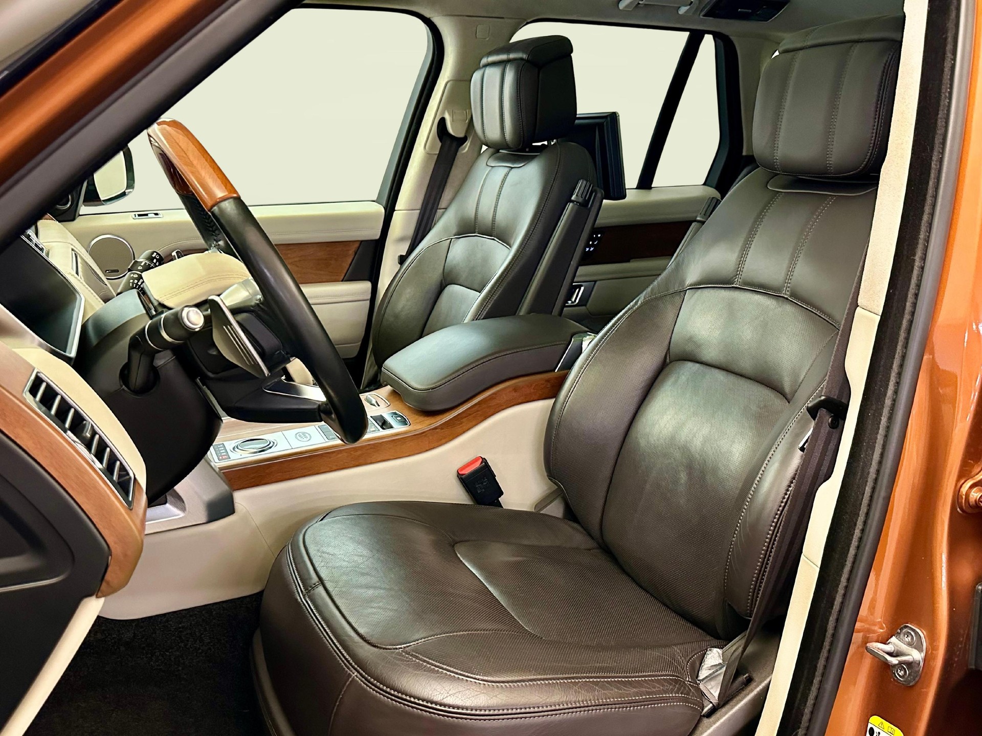 LAND ROVER Range Rover 3.0 I6D Autobiography-image-4