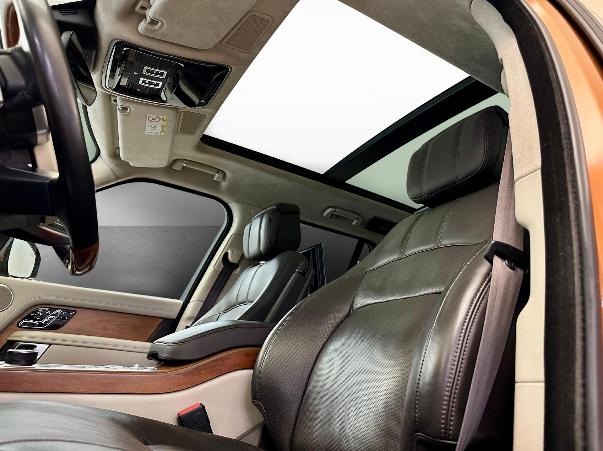 LAND ROVER Range Rover 3.0 I6D Autobiography-image-12