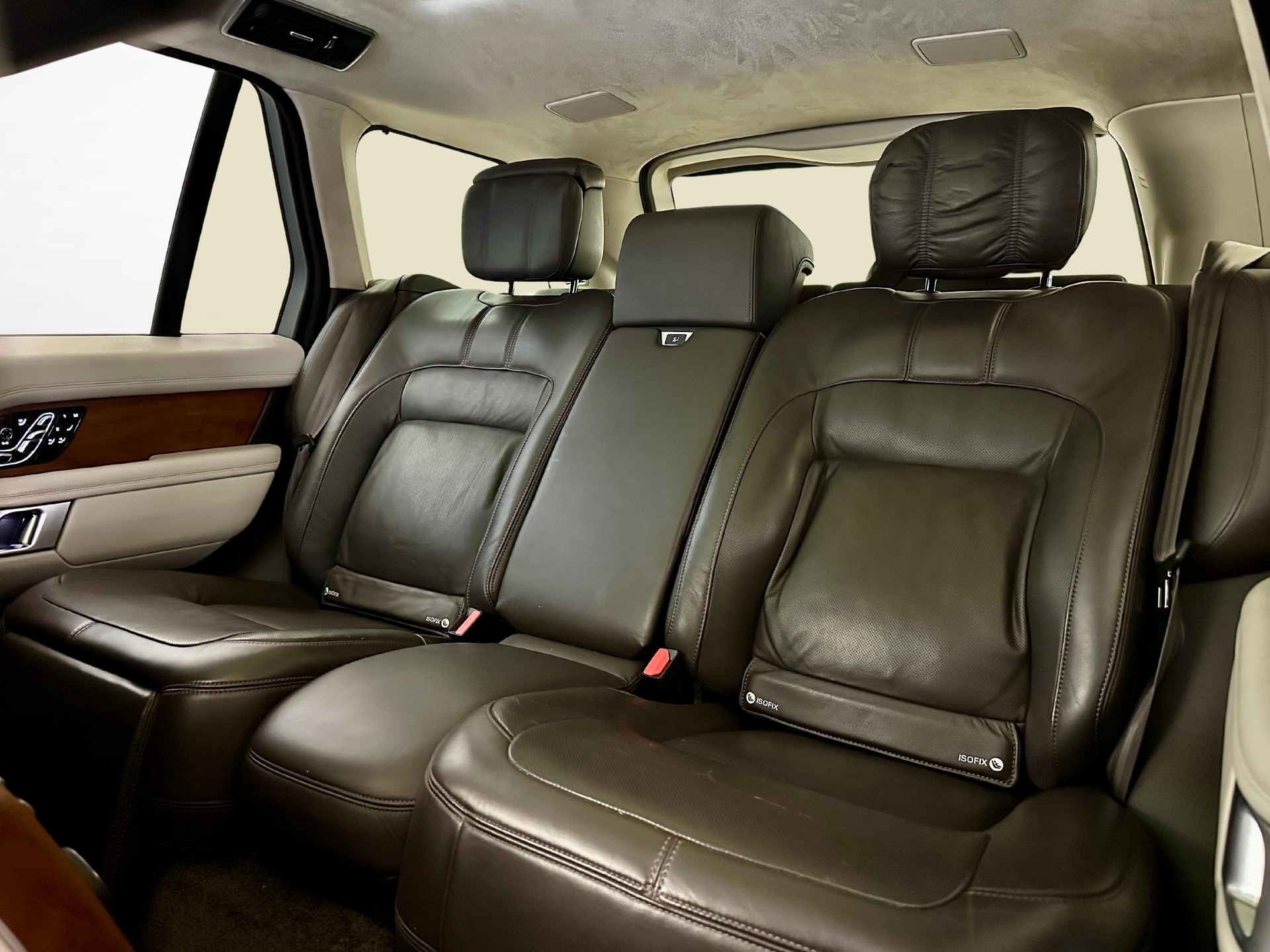 LAND ROVER Range Rover 3.0 I6D Autobiography-image-10