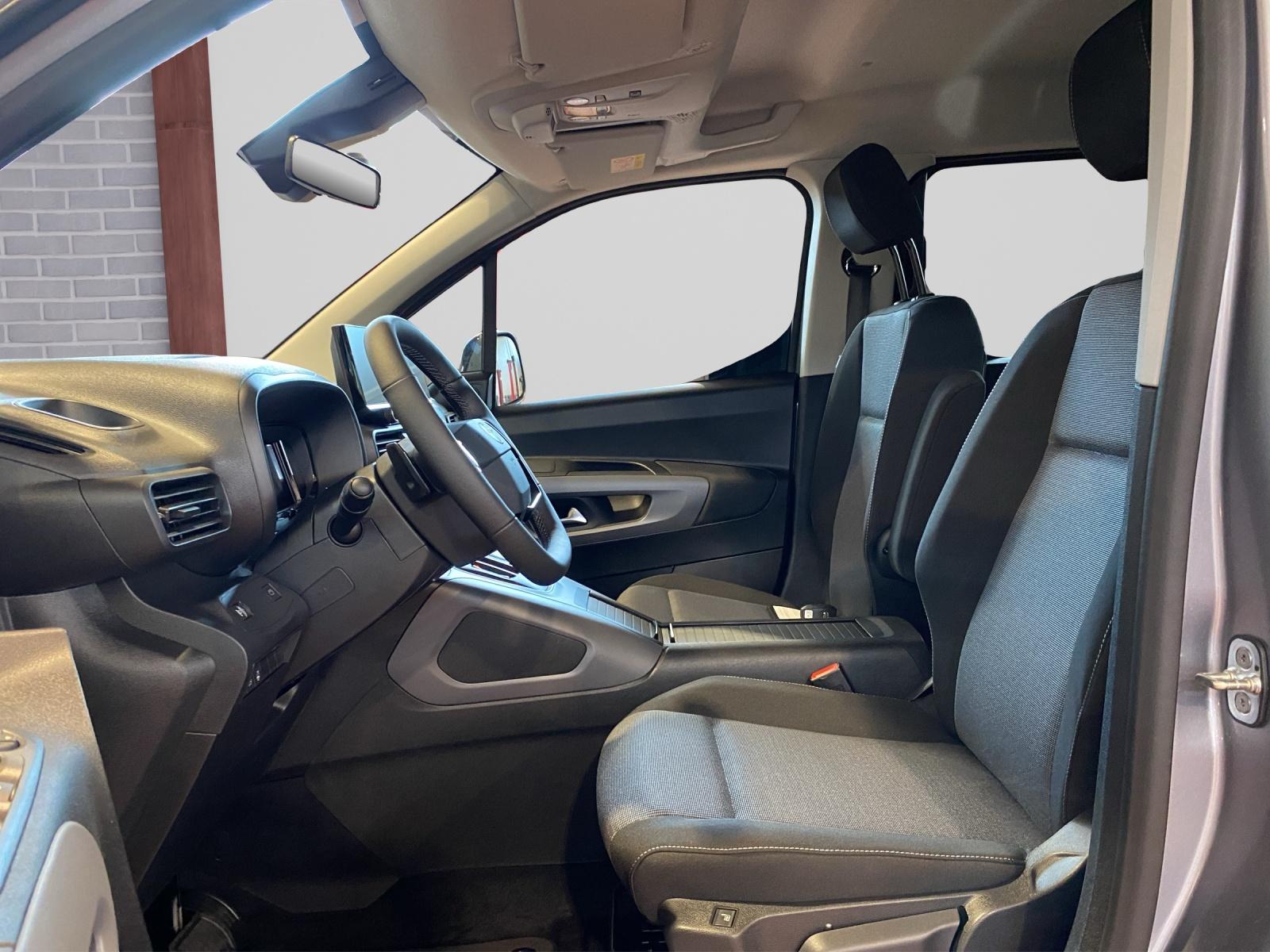 TOYOTA Proace City Verso L2 1.5 HDi 130 Trend-image-7