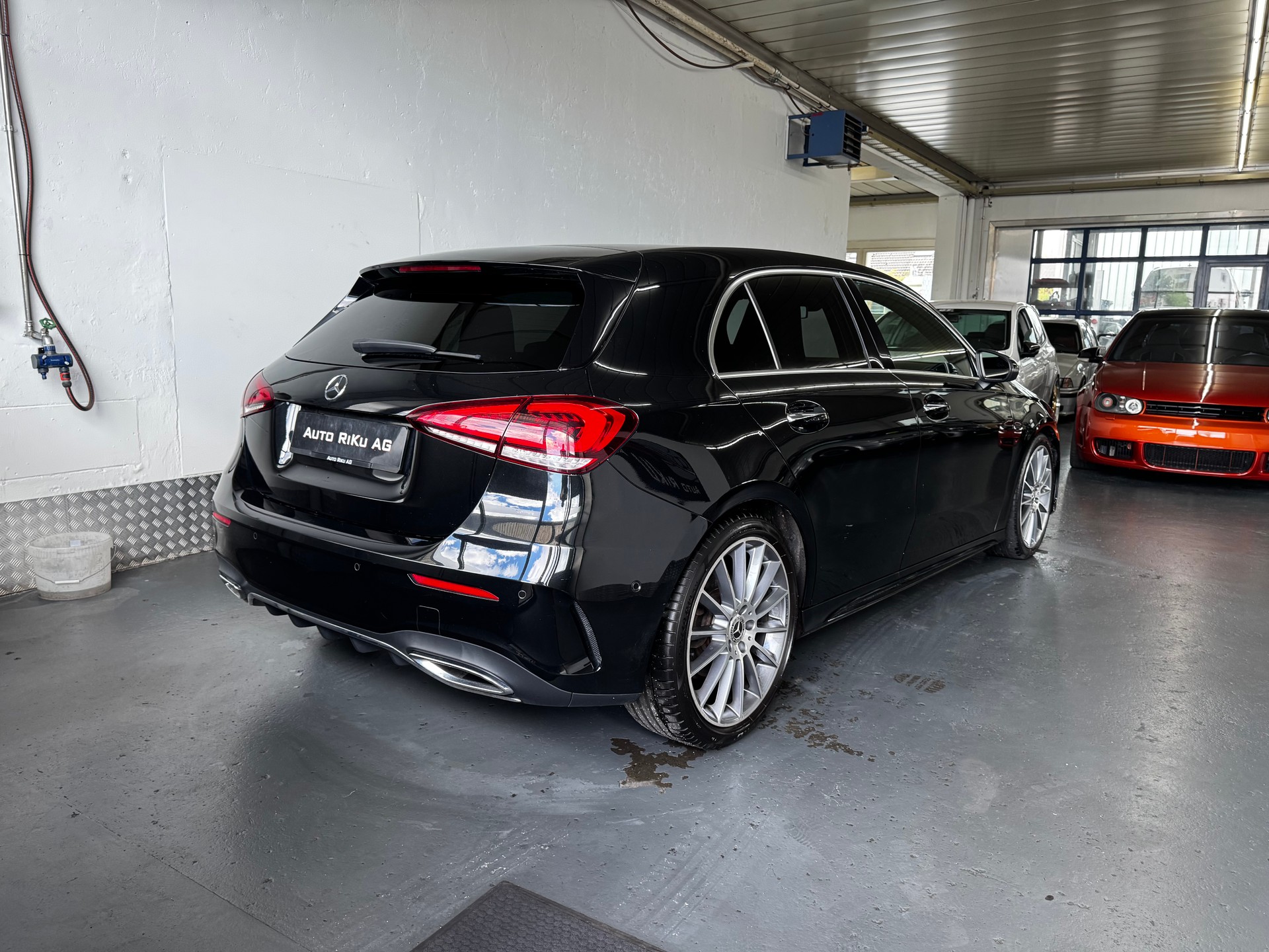 MERCEDES-BENZ A 200 AMG Line 7G-DCT-image-8