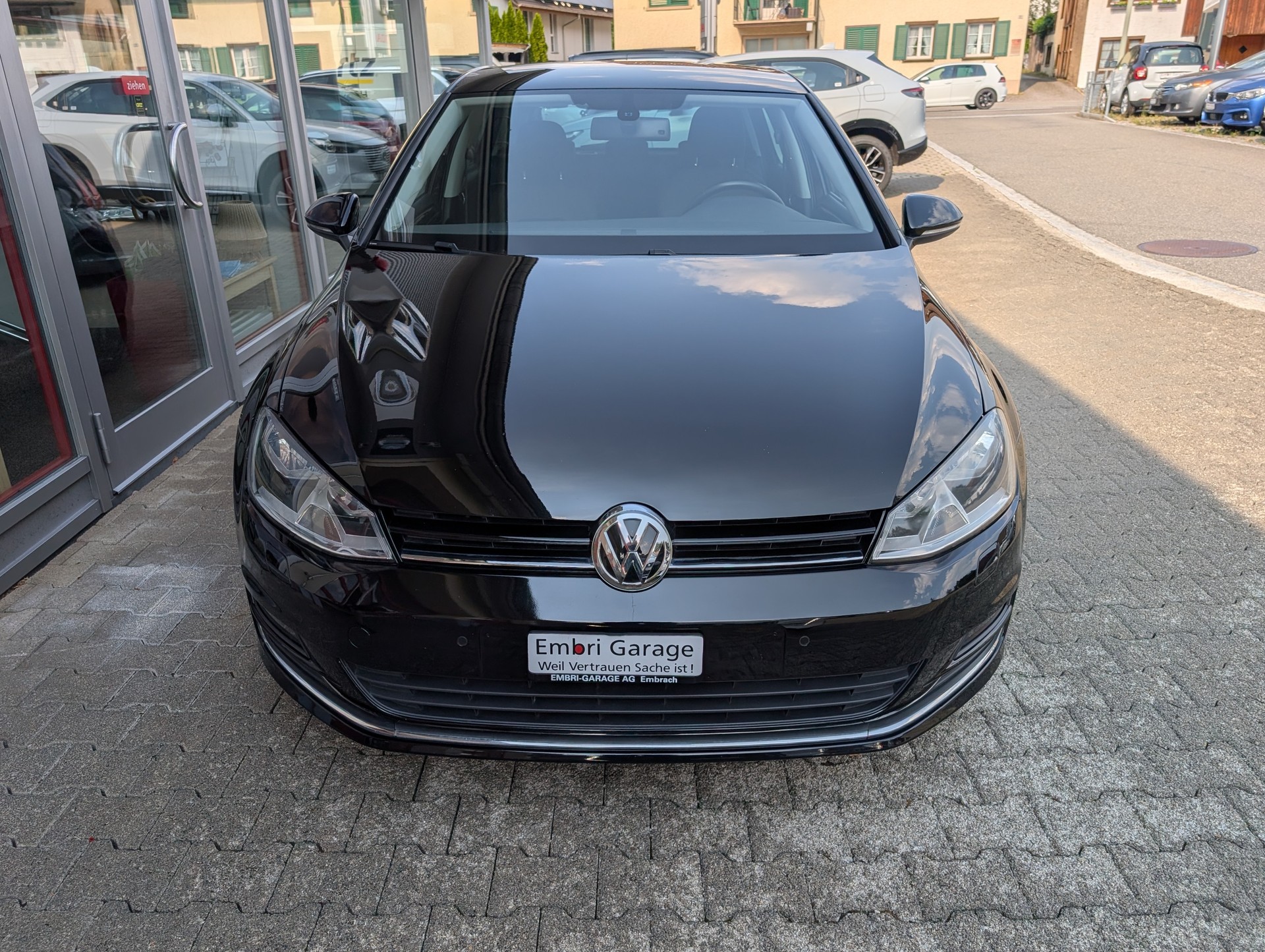 VW Golf 1.4 TSI R-Line Design DSG-image-1