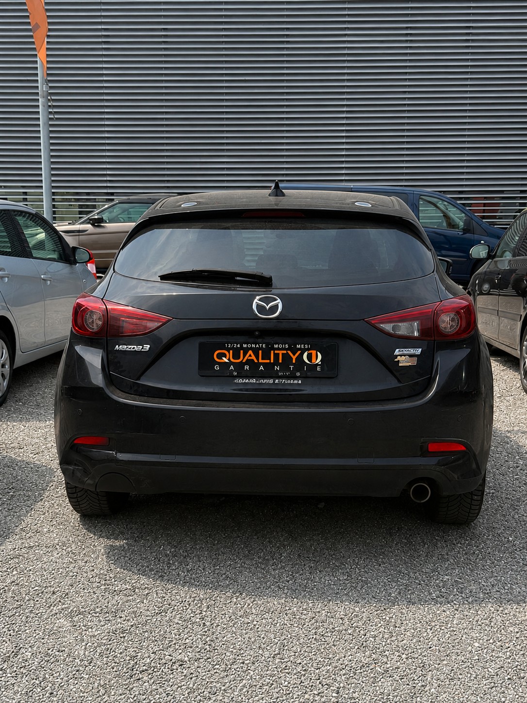 MAZDA 3 SKYACTIV-D 105 Ambition Plus Automat-image-1