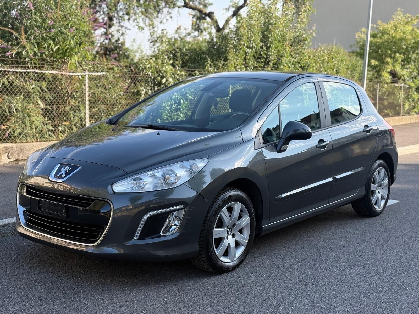 PEUGEOT 308 1.6 16V VTI Active Automatic