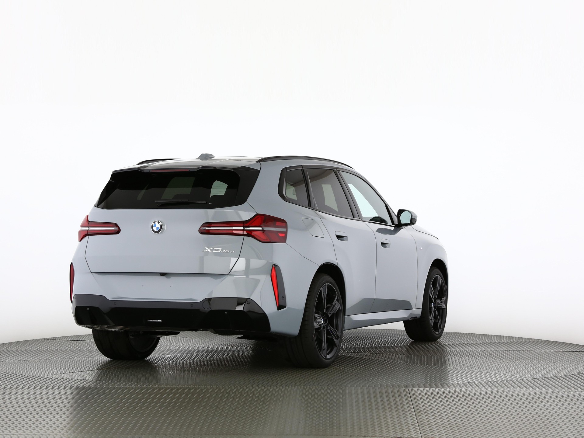 BMW X3 40d xDrive-showroom-element-1